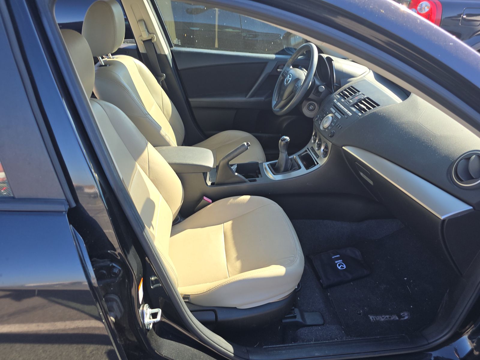 2011 MAZDA MAZDA3 i Touring FWD