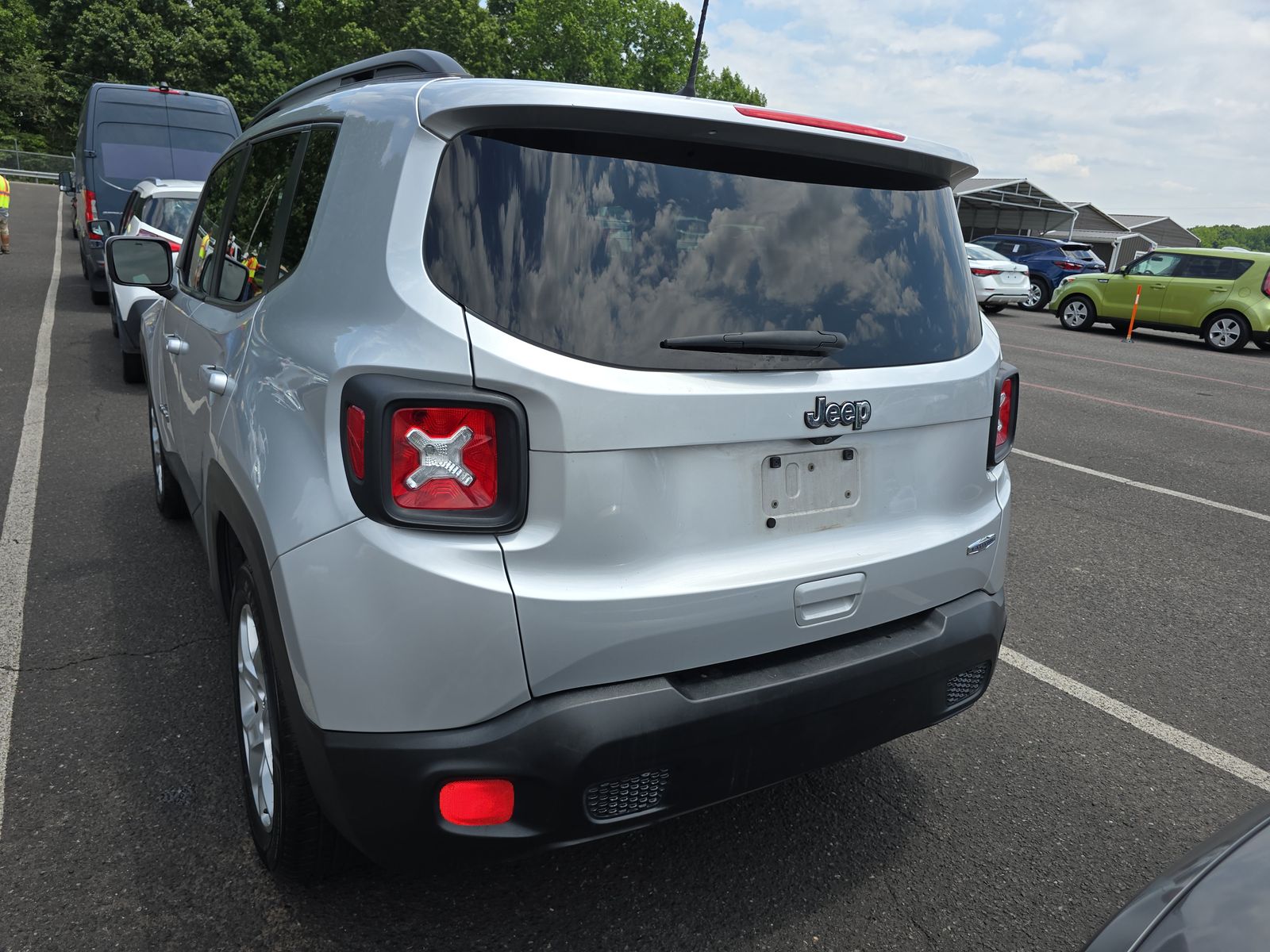 2018 Jeep Renegade Latitude FWD