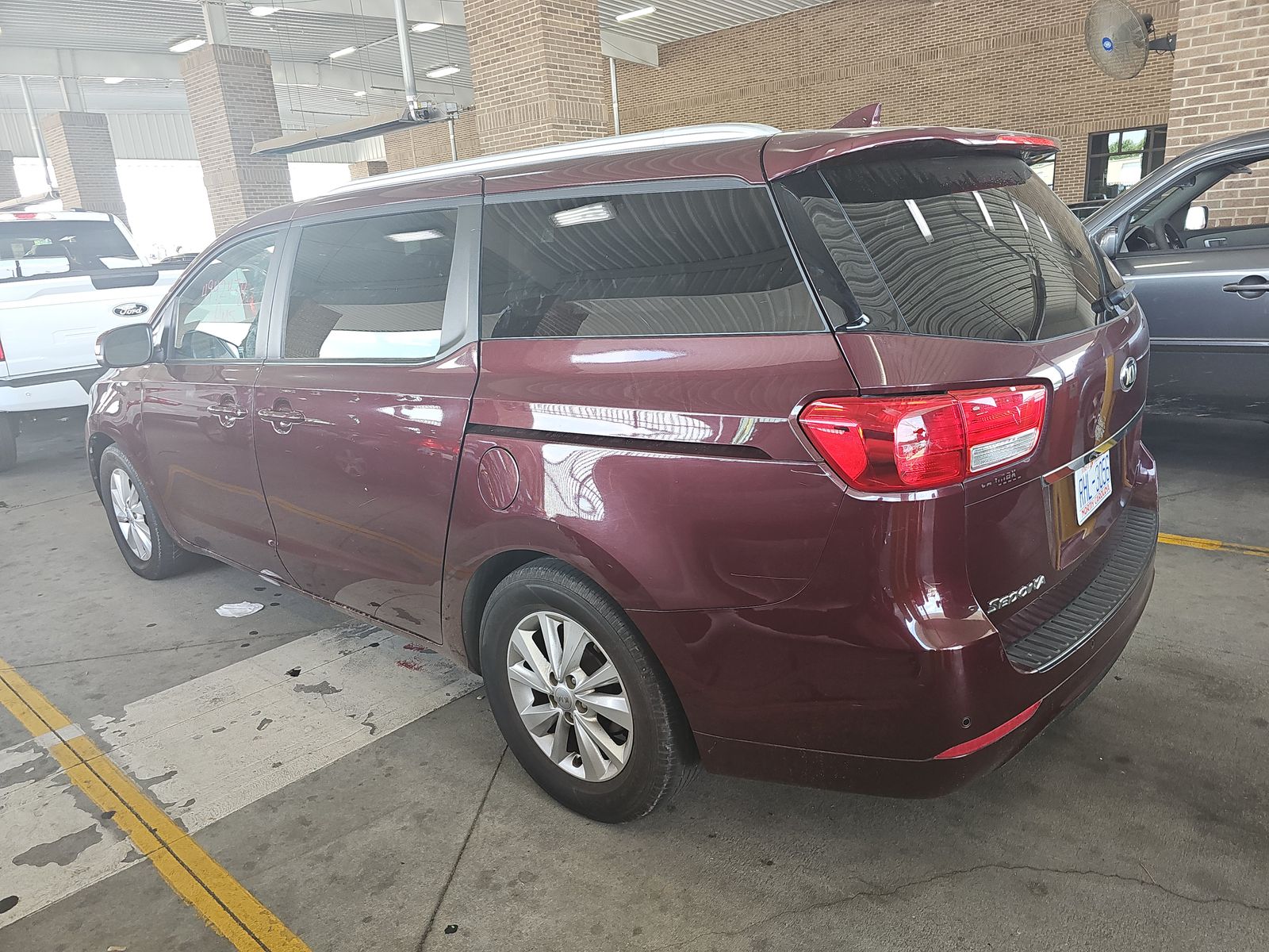 2016 Kia Sedona LX FWD