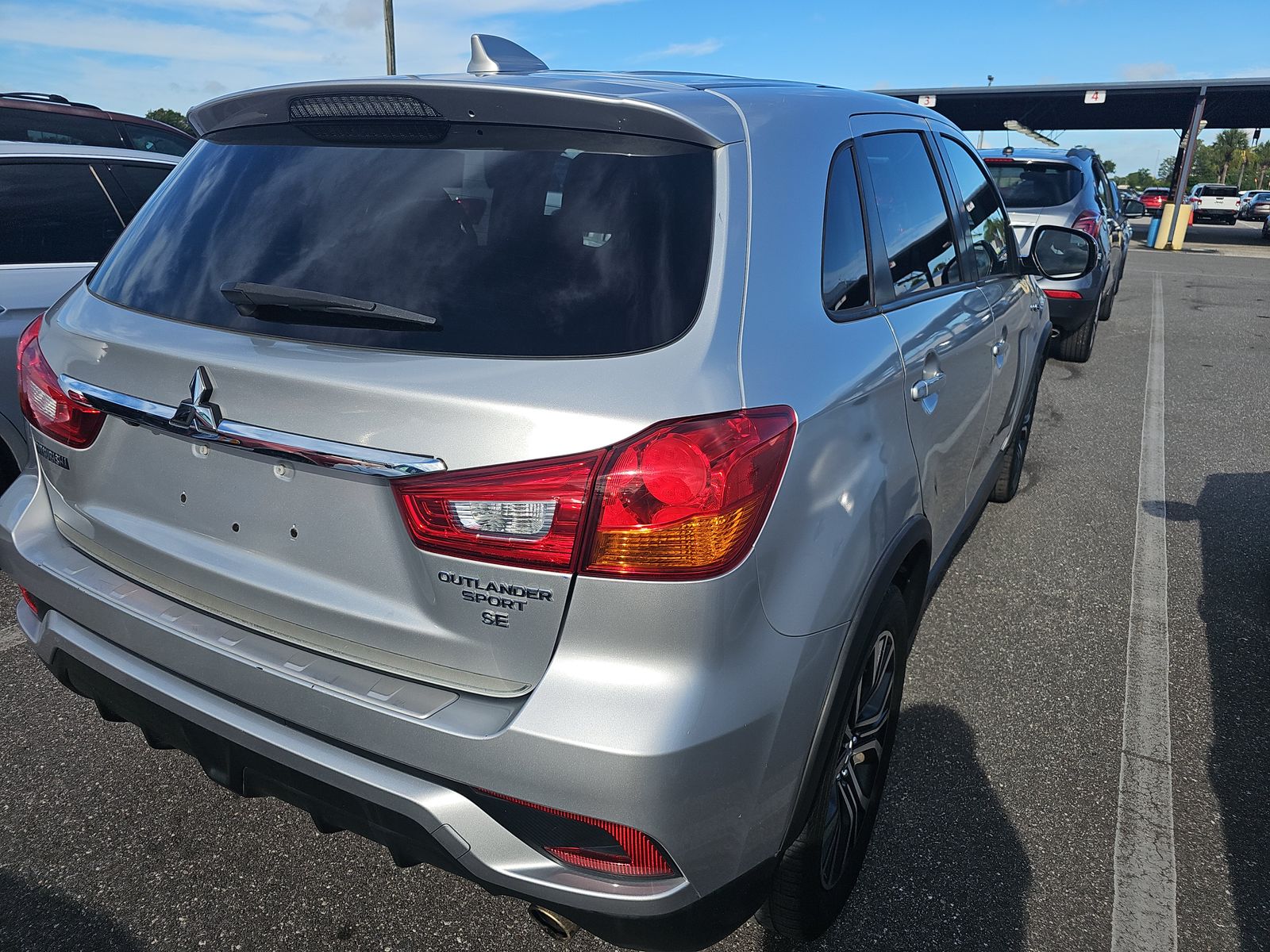 2019 Mitsubishi Outlander Sport SE FWD