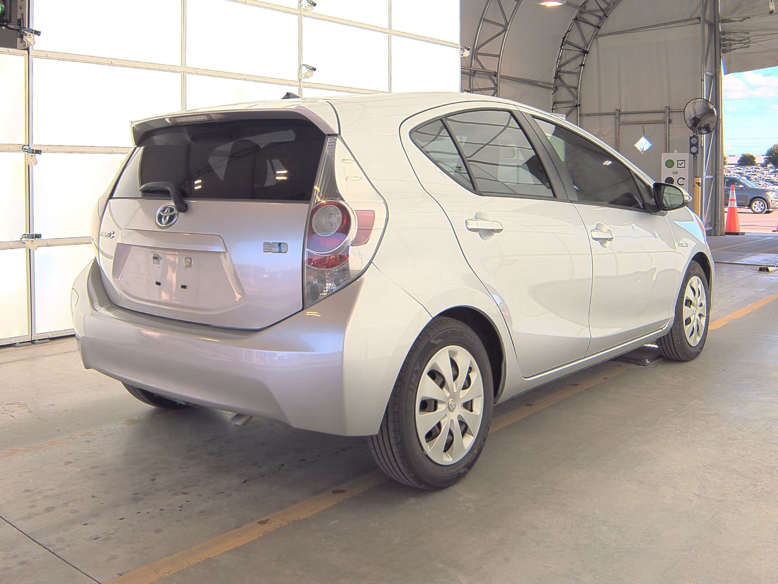 2014 Toyota Prius c One FWD