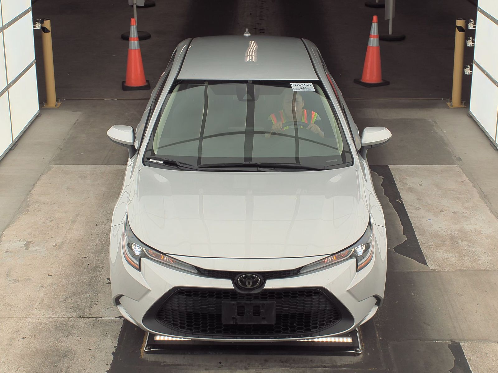 2022 Toyota Corolla LE FWD