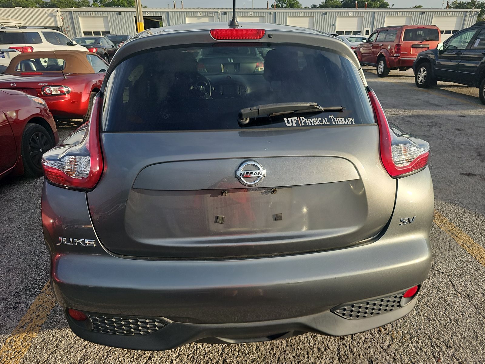 2015 Nissan JUKE SV FWD