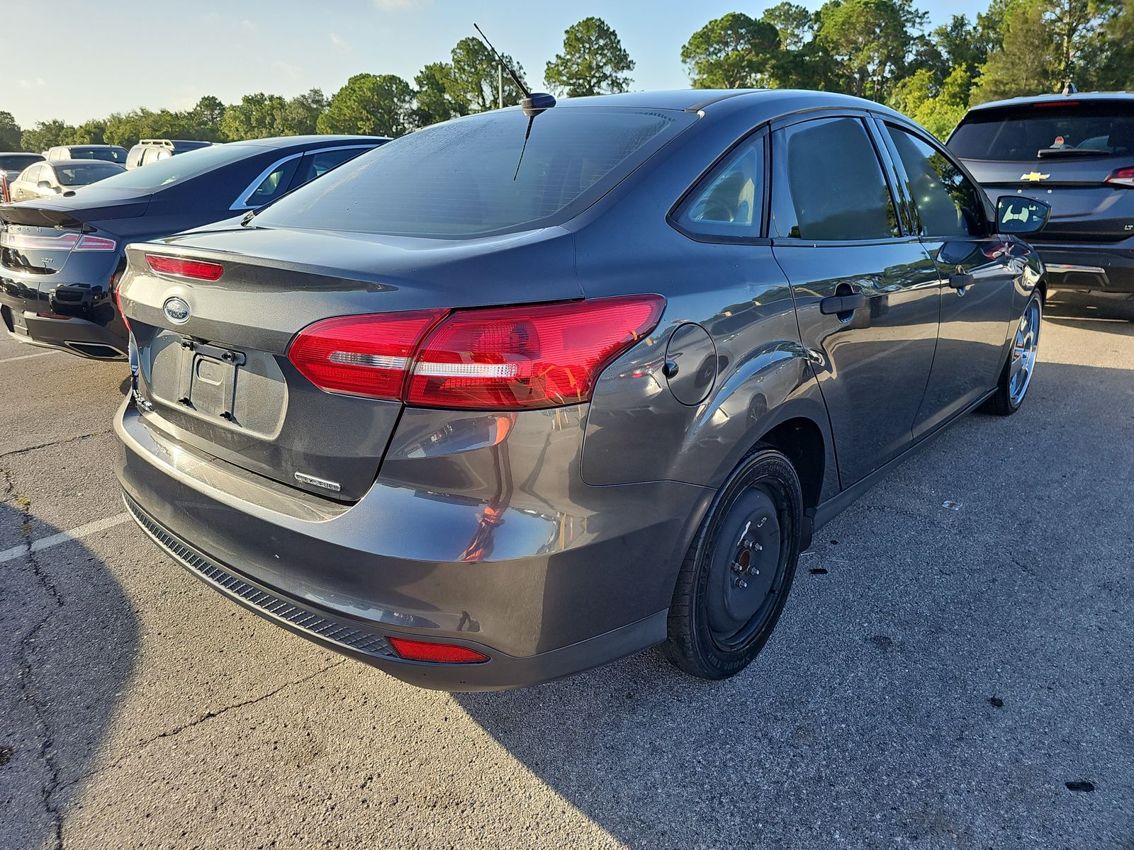 2016 Ford Focus S FWD