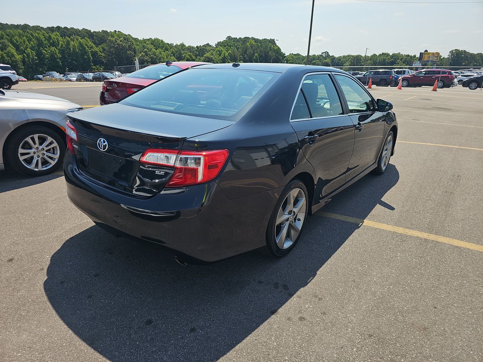 2012 Toyota Camry SE FWD