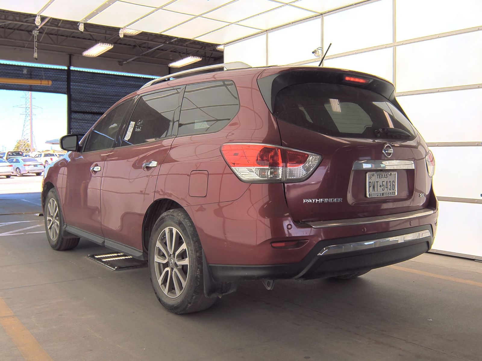 2015 Nissan Pathfinder SV FWD