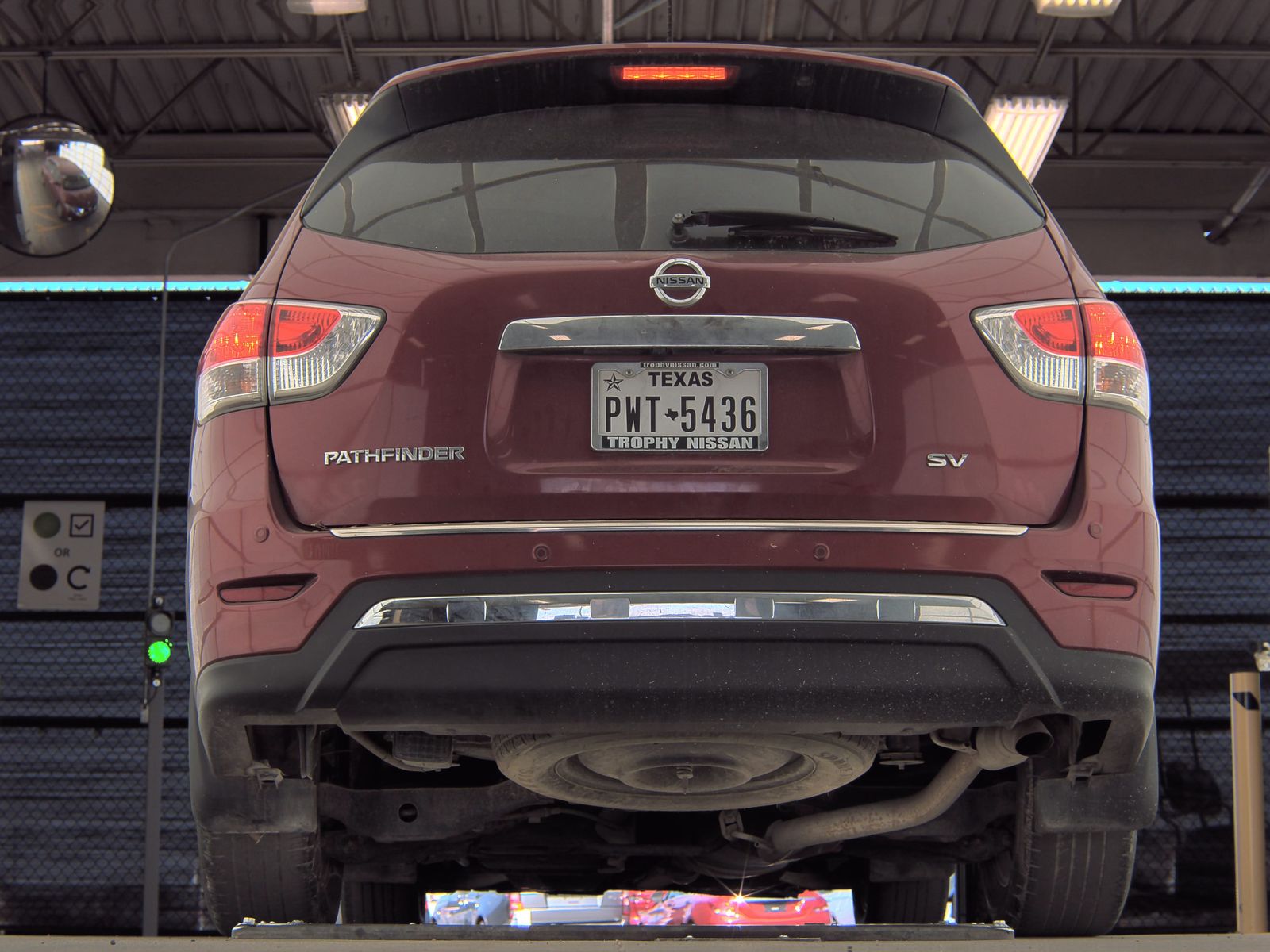 2015 Nissan Pathfinder SV FWD