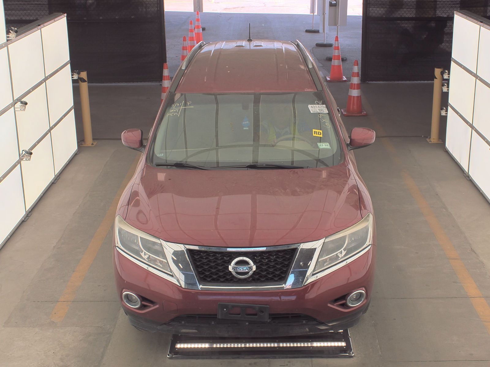 2015 Nissan Pathfinder SV FWD