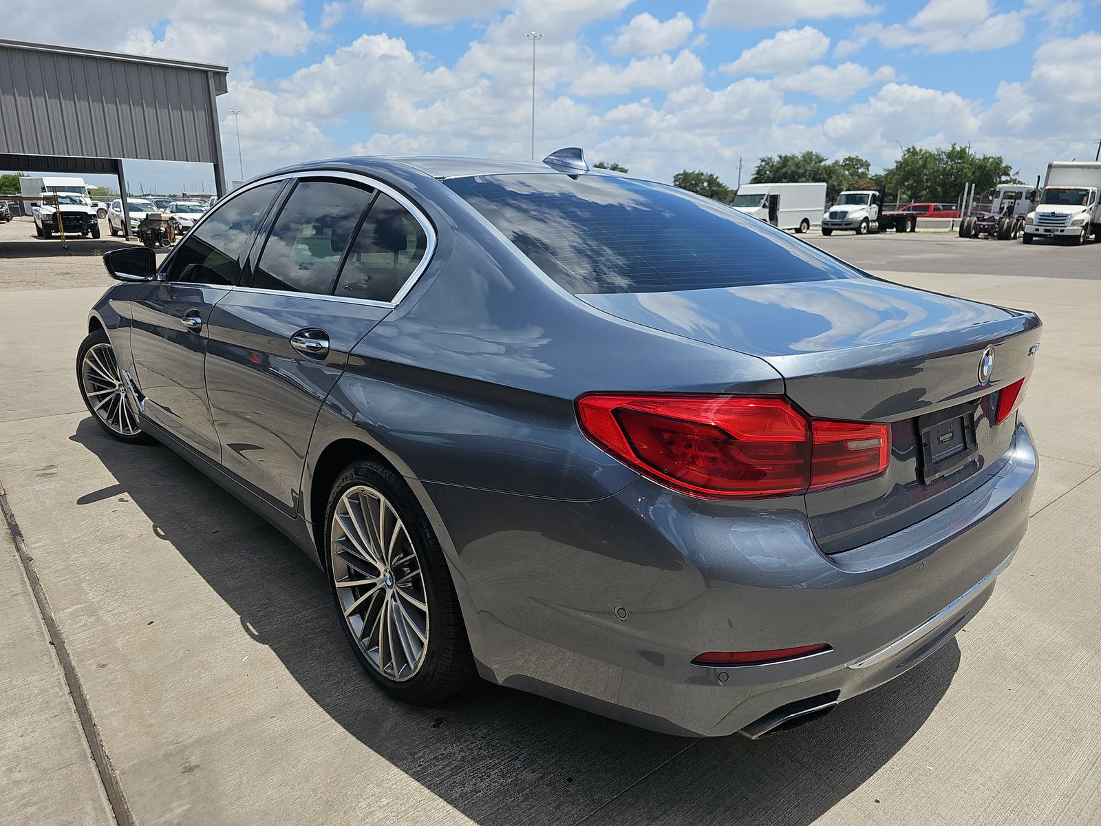 2017 BMW 5 Series 540i RWD