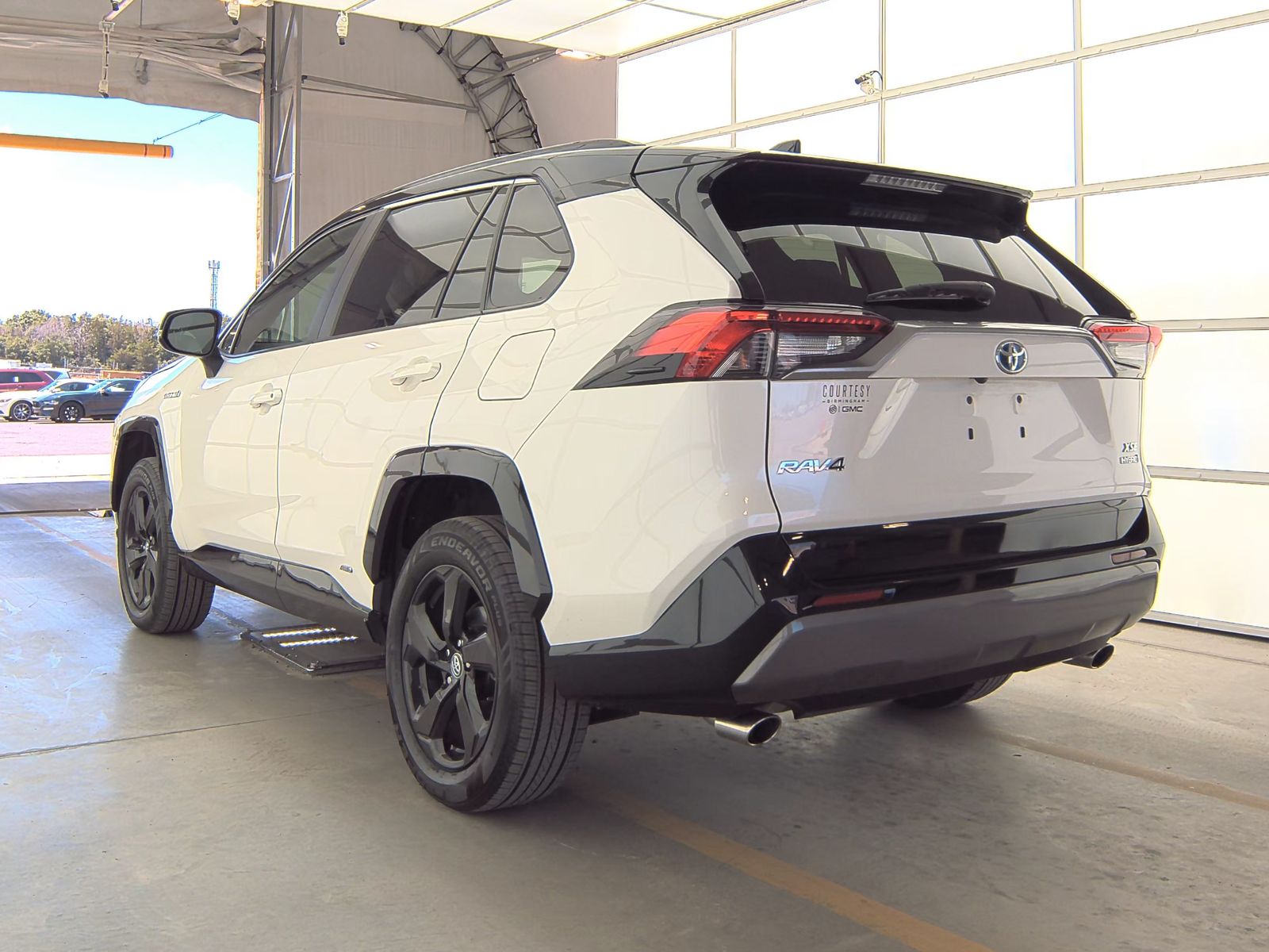 2020 Toyota RAV4 Hybrid XSE AWD