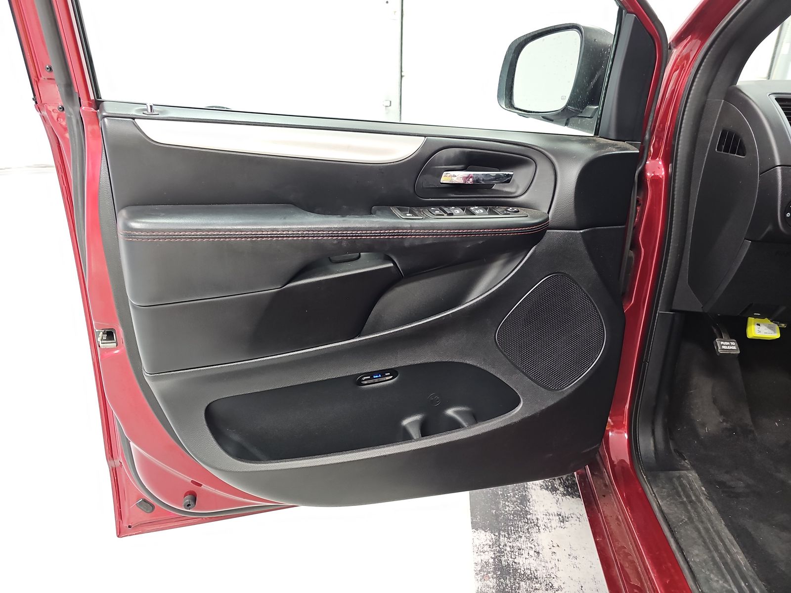 2015 Dodge Grand Caravan R/T FWD