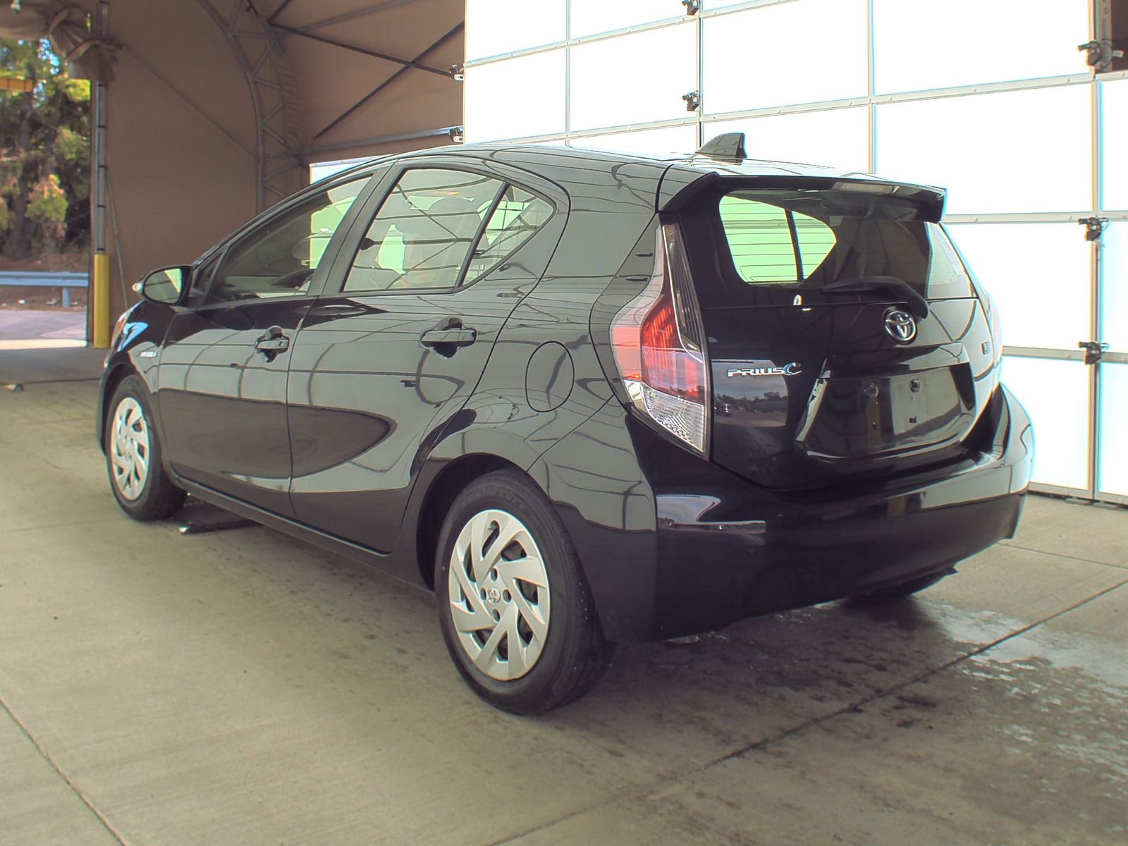 2016 Toyota Prius c Two FWD