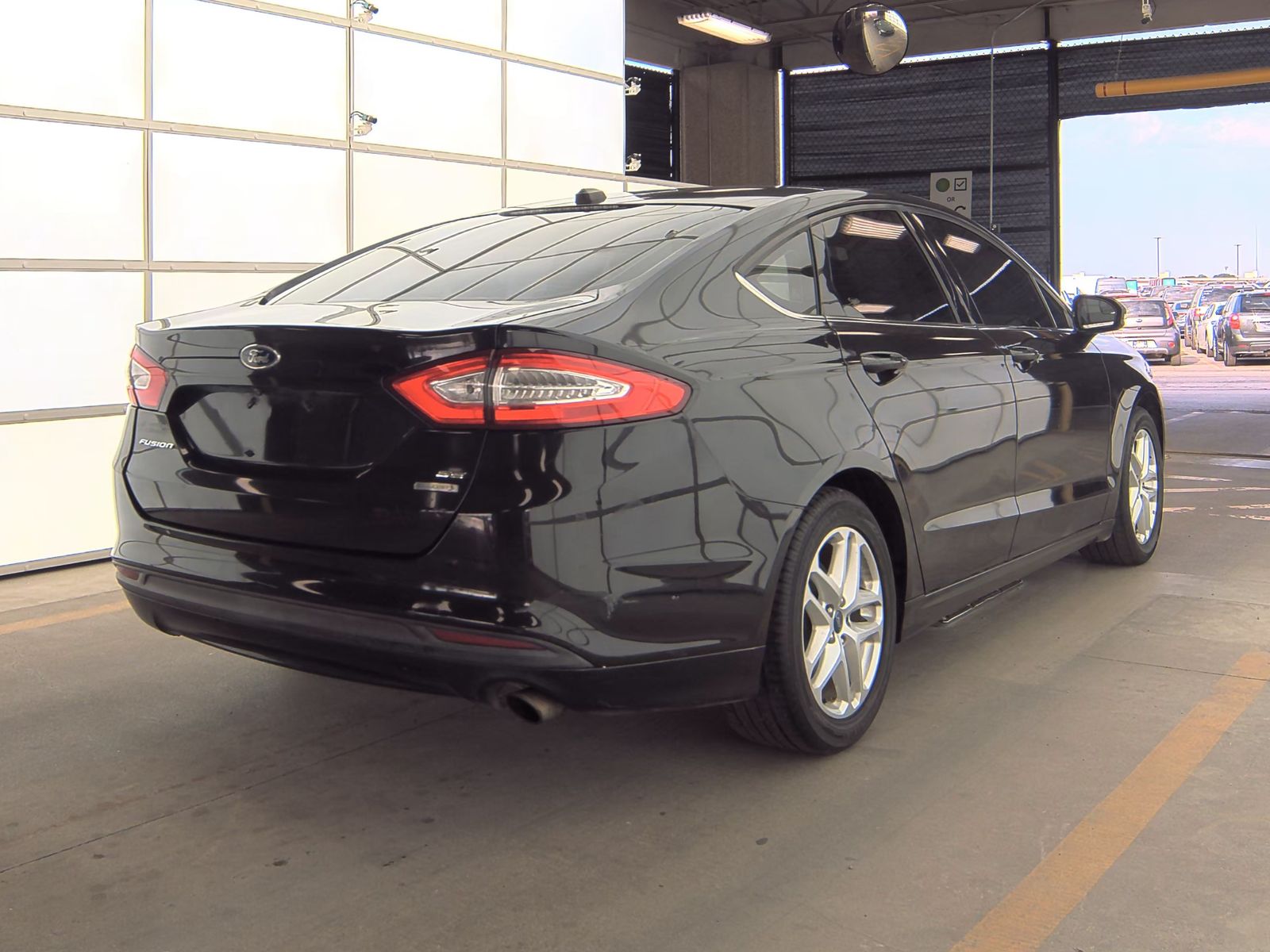 2014 Ford Fusion SE FWD