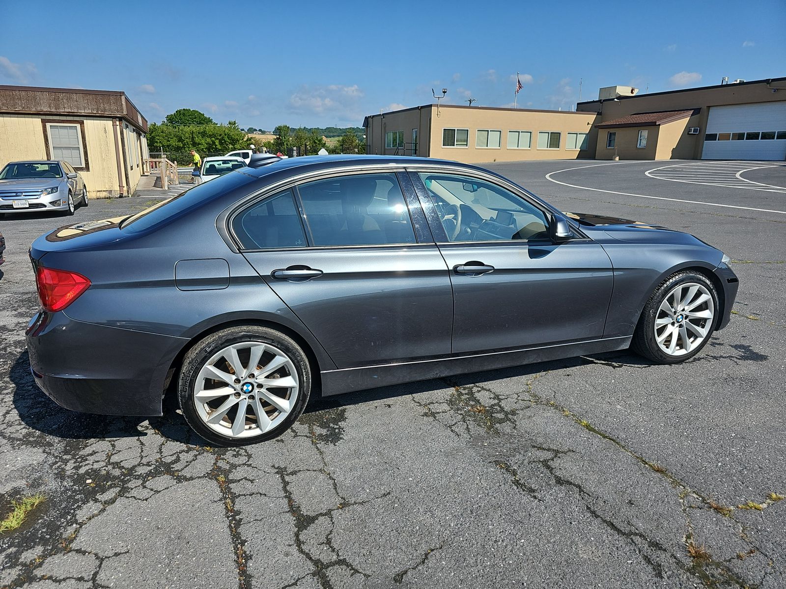 2013 BMW 3 Series 328i RWD