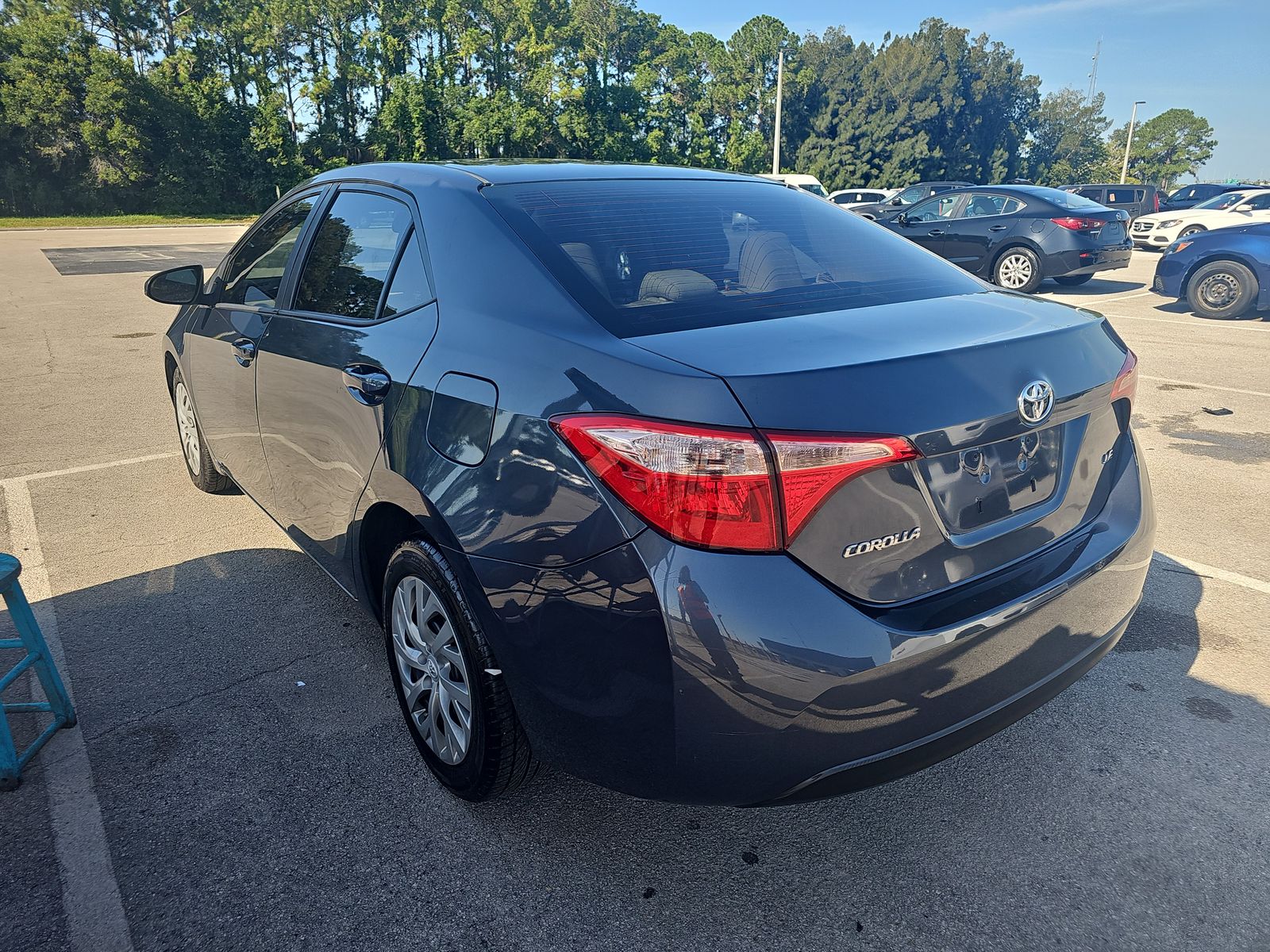 2019 Toyota Corolla LE FWD