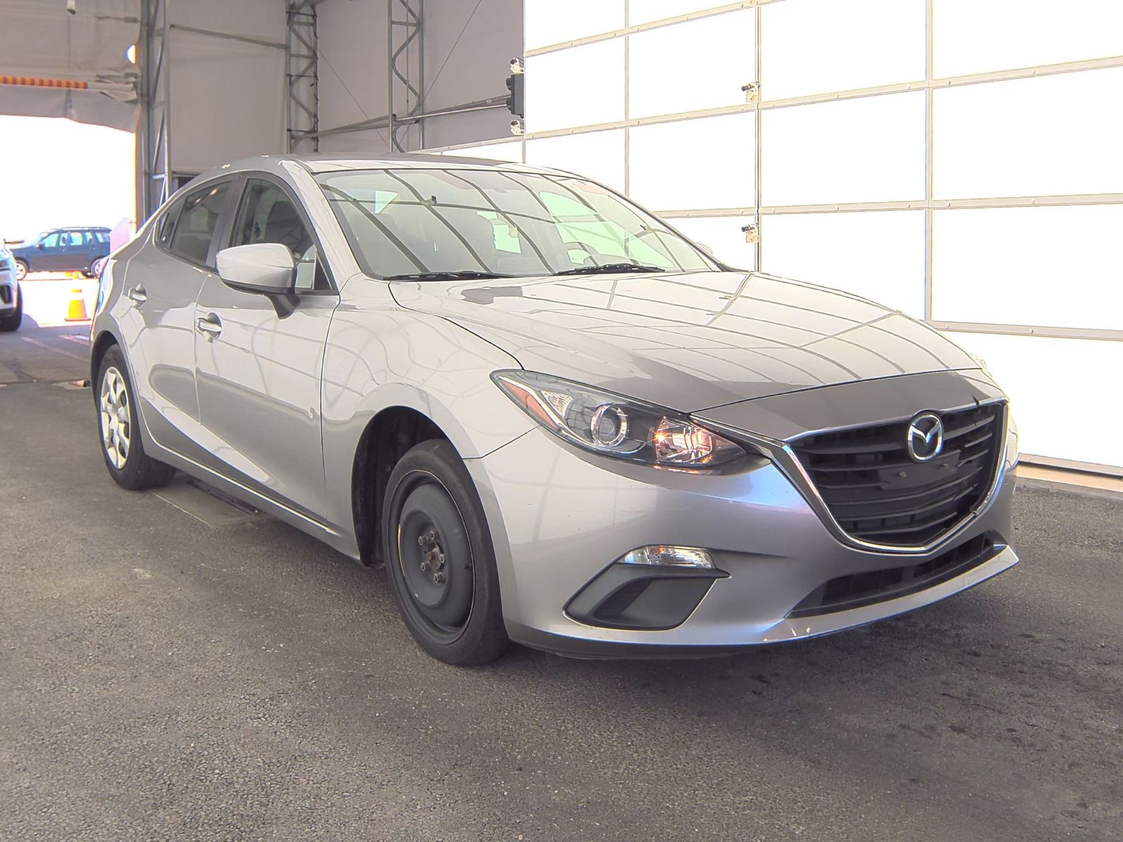 2015 MAZDA MAZDA3 i Sport FWD