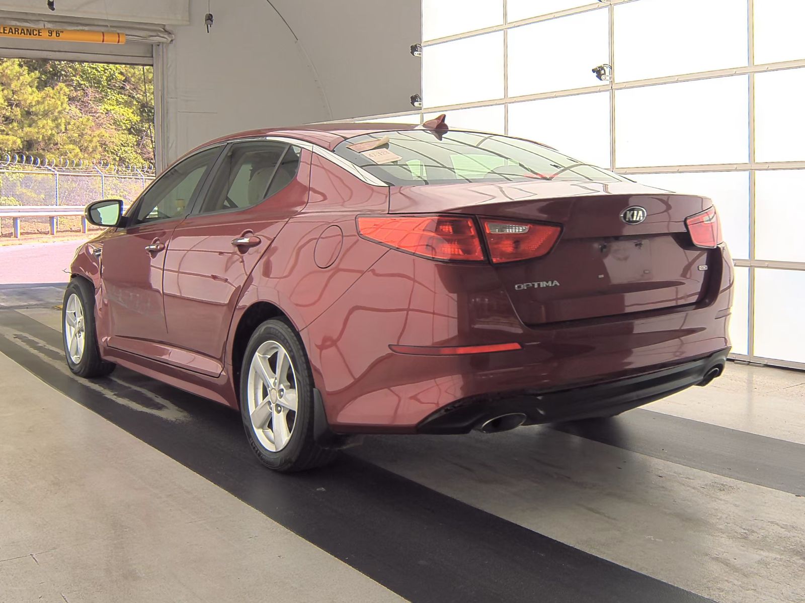 2015 Kia Optima LX FWD