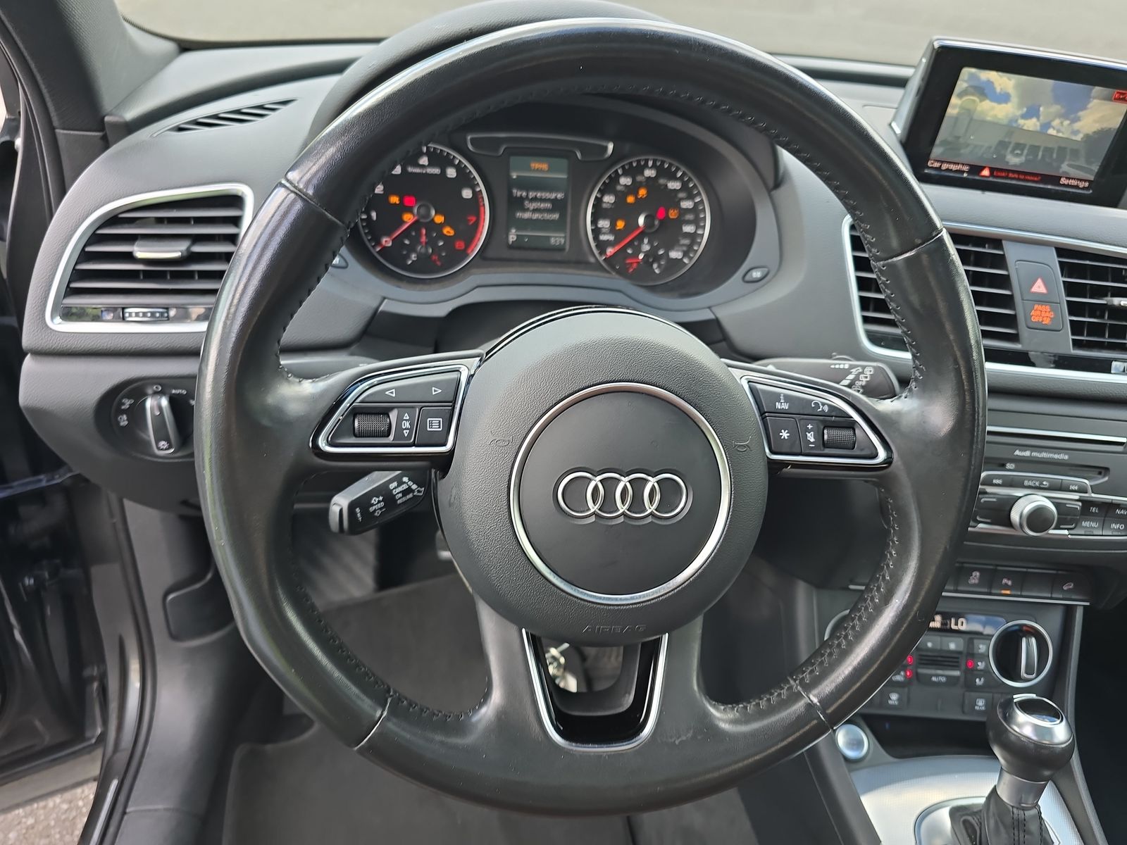 2018 Audi Q3 2.0T Premium FWD