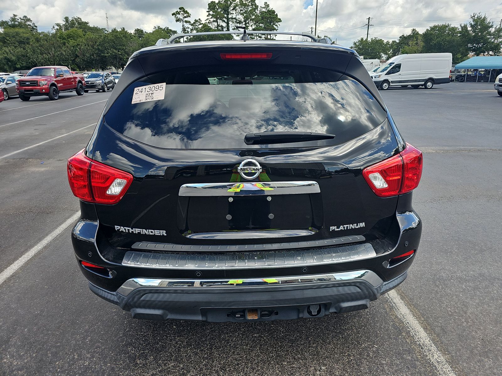 2017 Nissan Pathfinder Platinum FWD