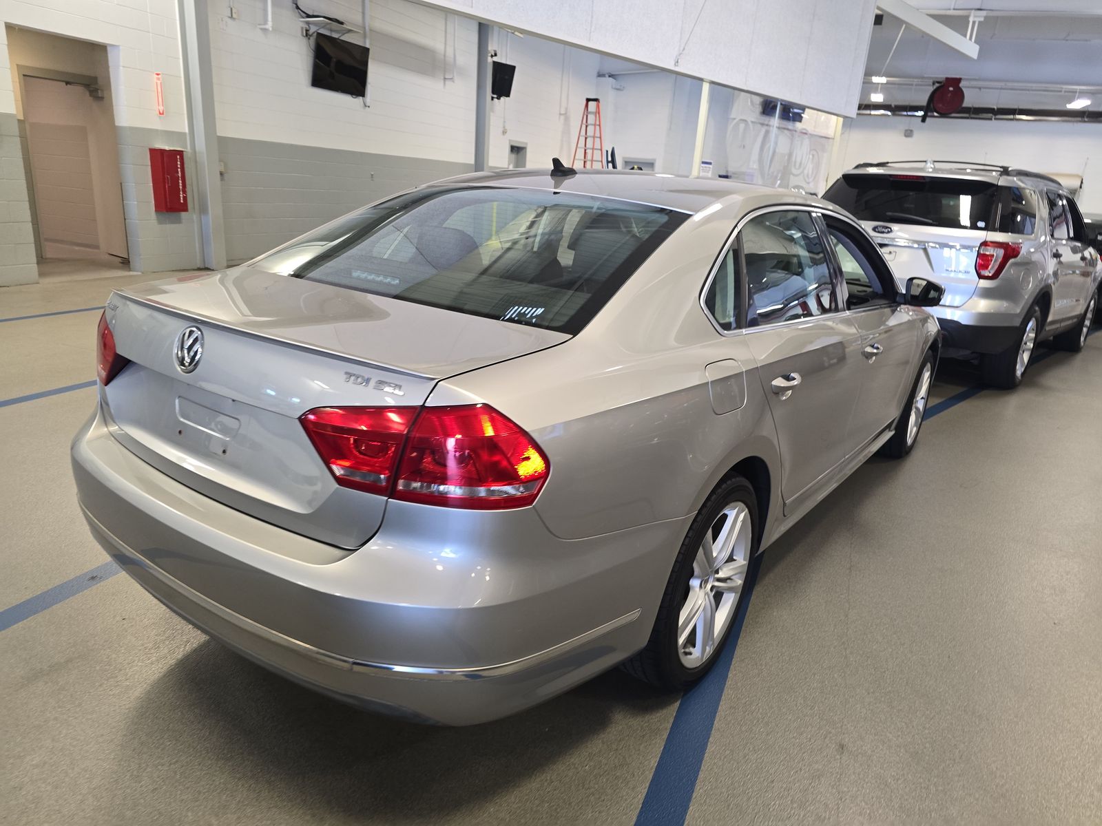 2014 Volkswagen Passat 2.0L TDI SEL Premium FWD