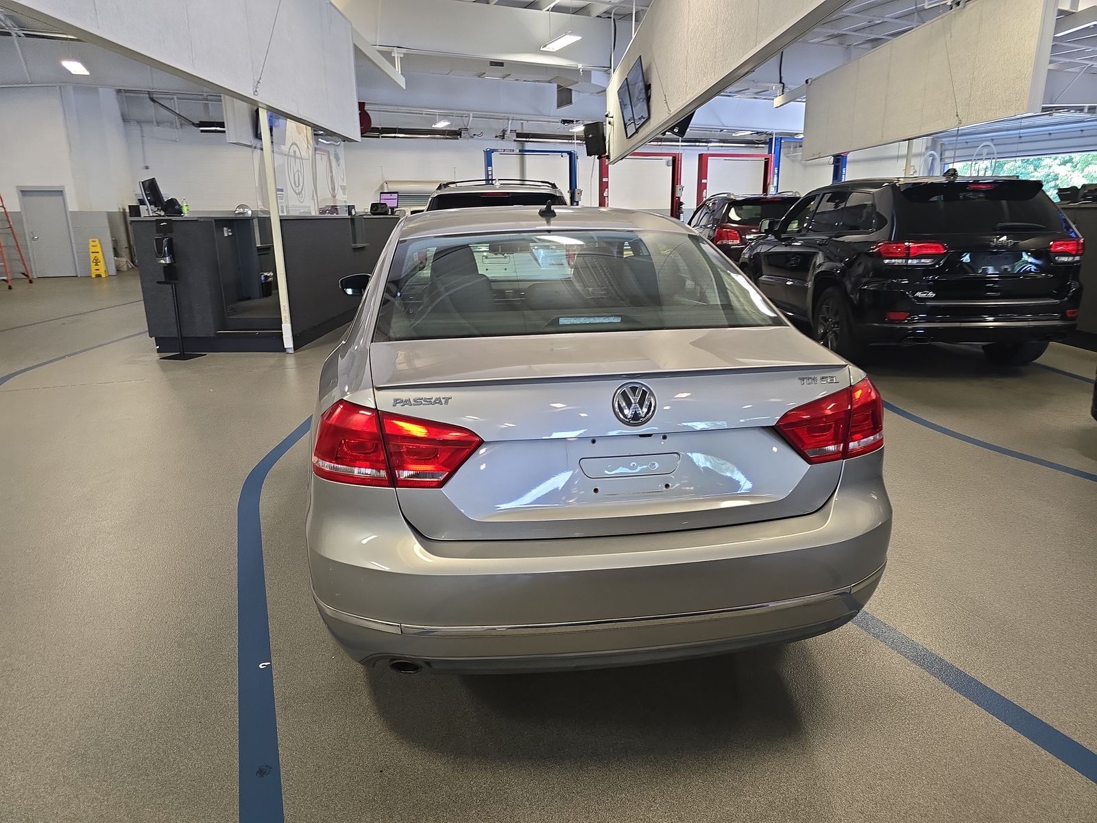 2014 Volkswagen Passat 2.0L TDI SEL Premium FWD