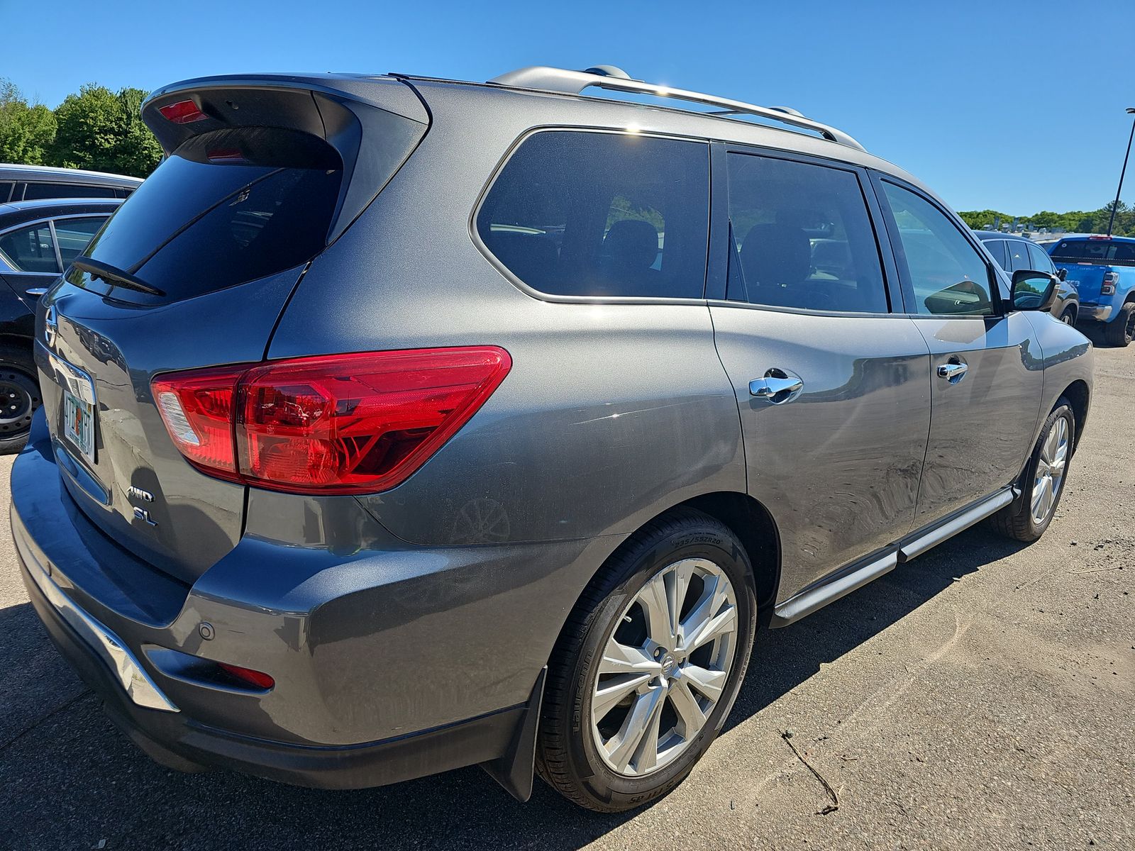 2018 Nissan Pathfinder SL AWD