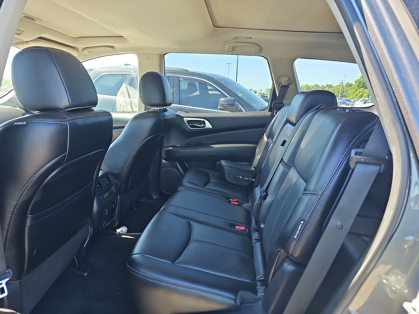 2018 Nissan Pathfinder SL AWD