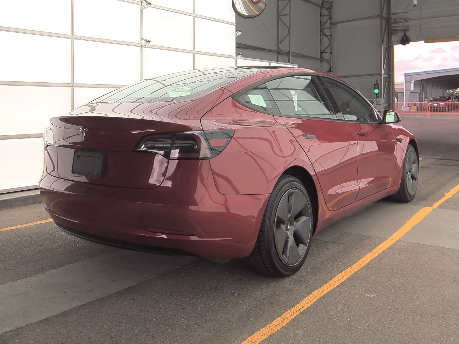 2022 Tesla Model 3 Standard Range RWD