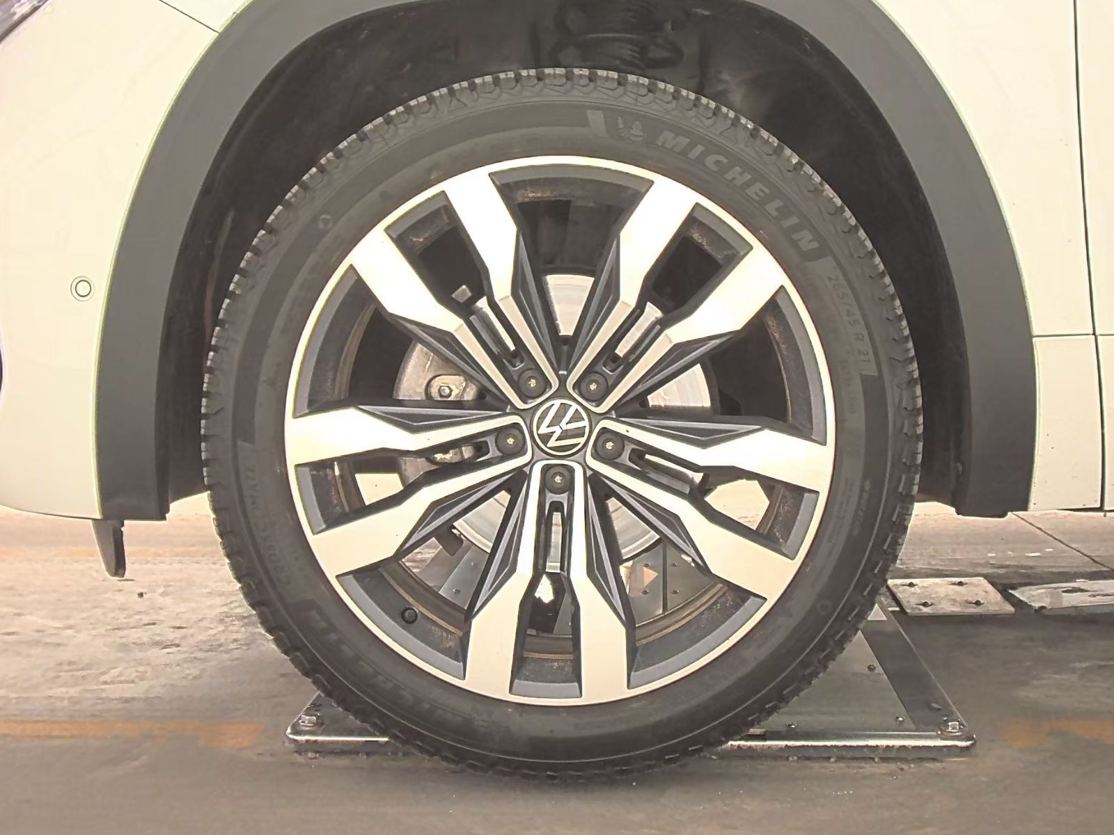 2021 Volkswagen Atlas 3.6L SEL Premium R-Line AWD