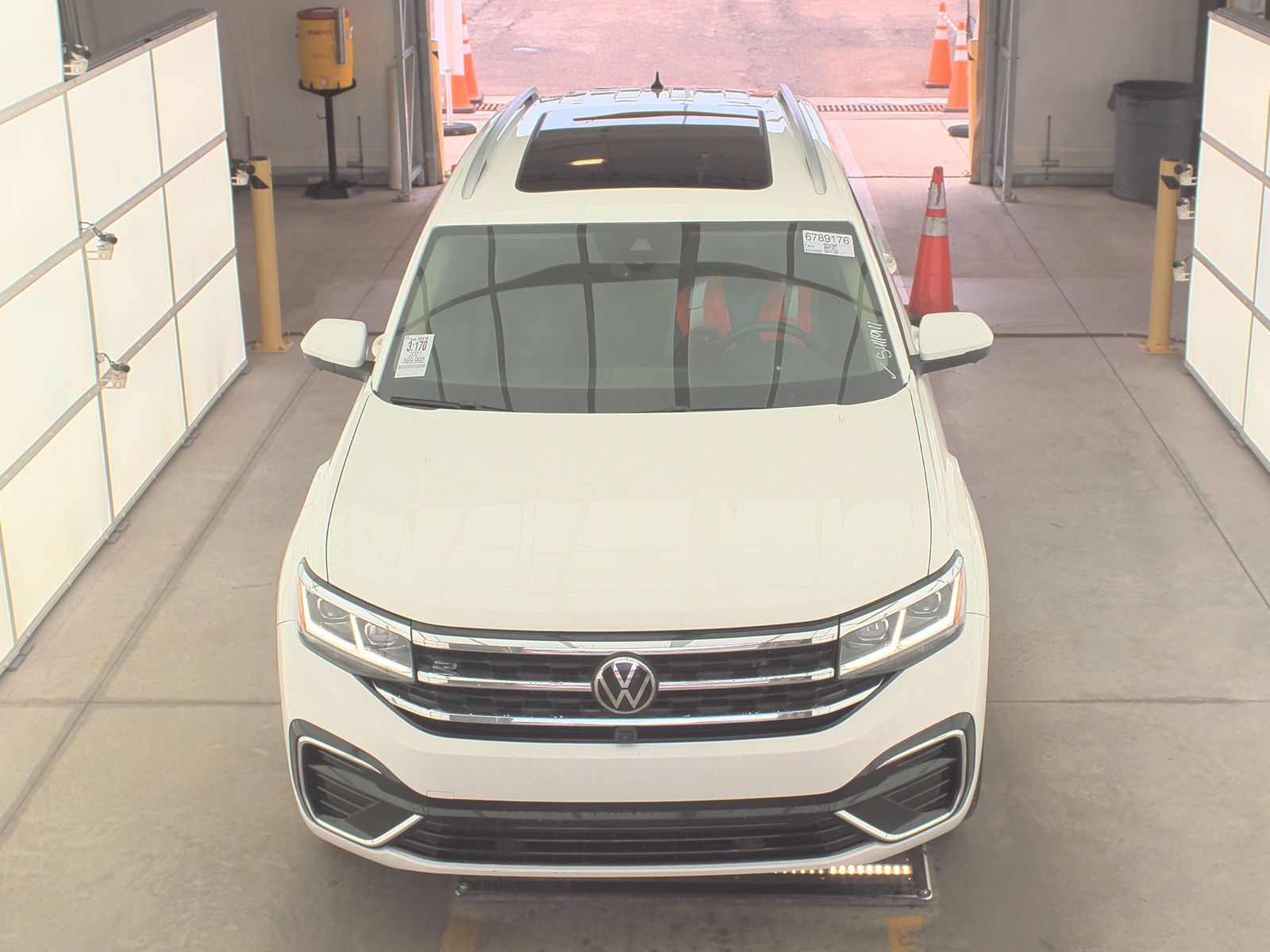 2021 Volkswagen Atlas 3.6L SEL Premium R-Line AWD