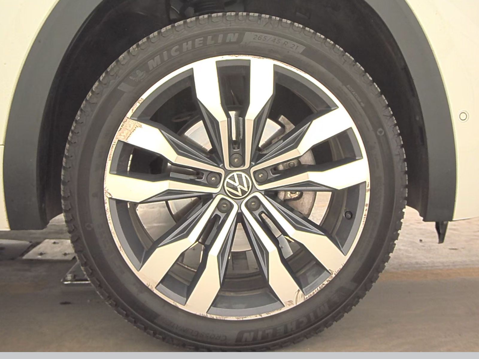 2021 Volkswagen Atlas 3.6L SEL Premium R-Line AWD