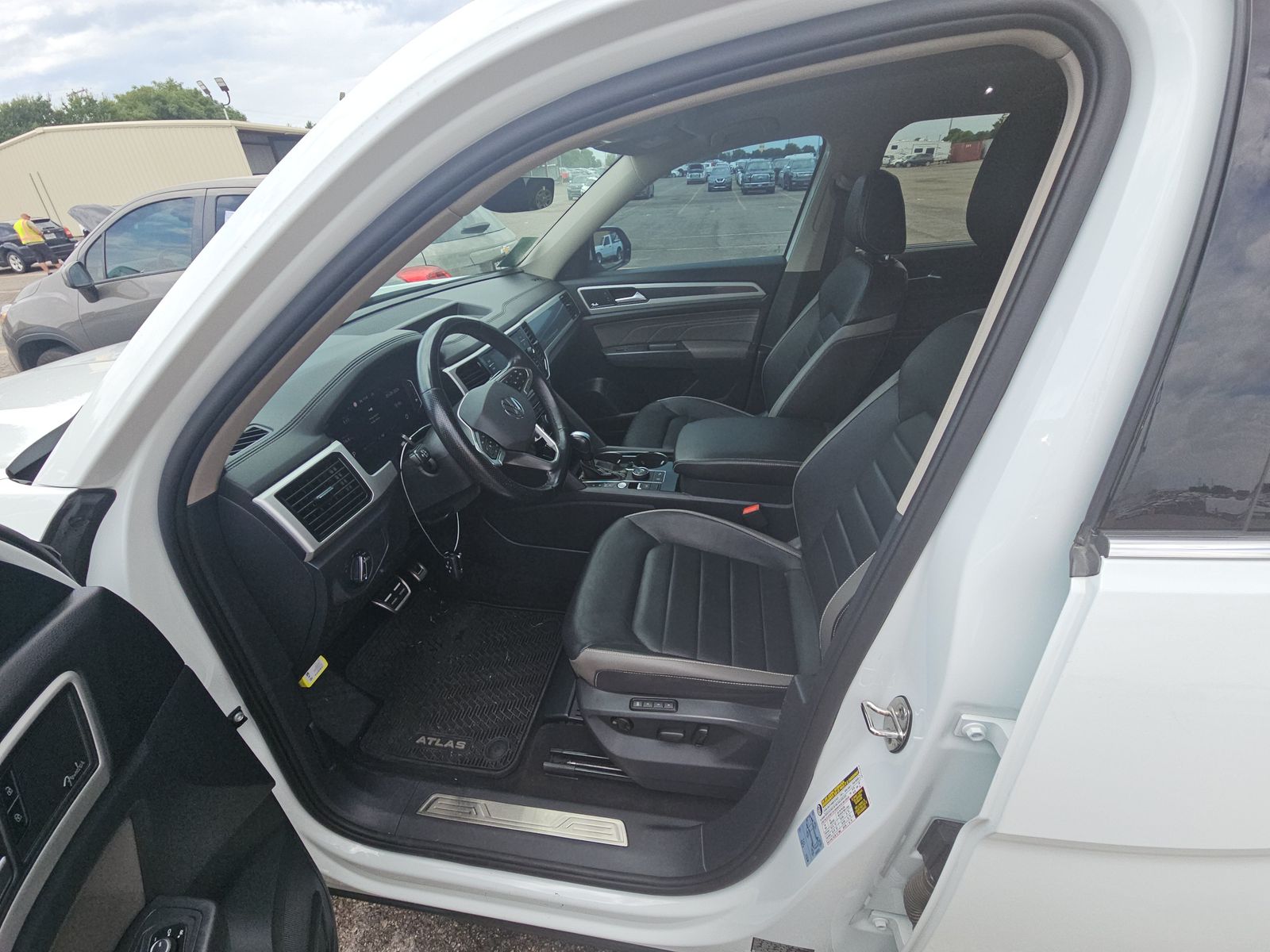 2021 Volkswagen Atlas 3.6L SEL Premium R-Line AWD