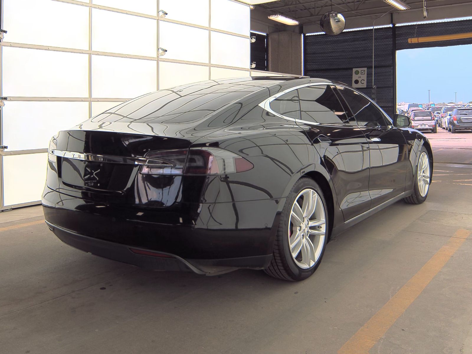 2015 Tesla Model S P90D AWD