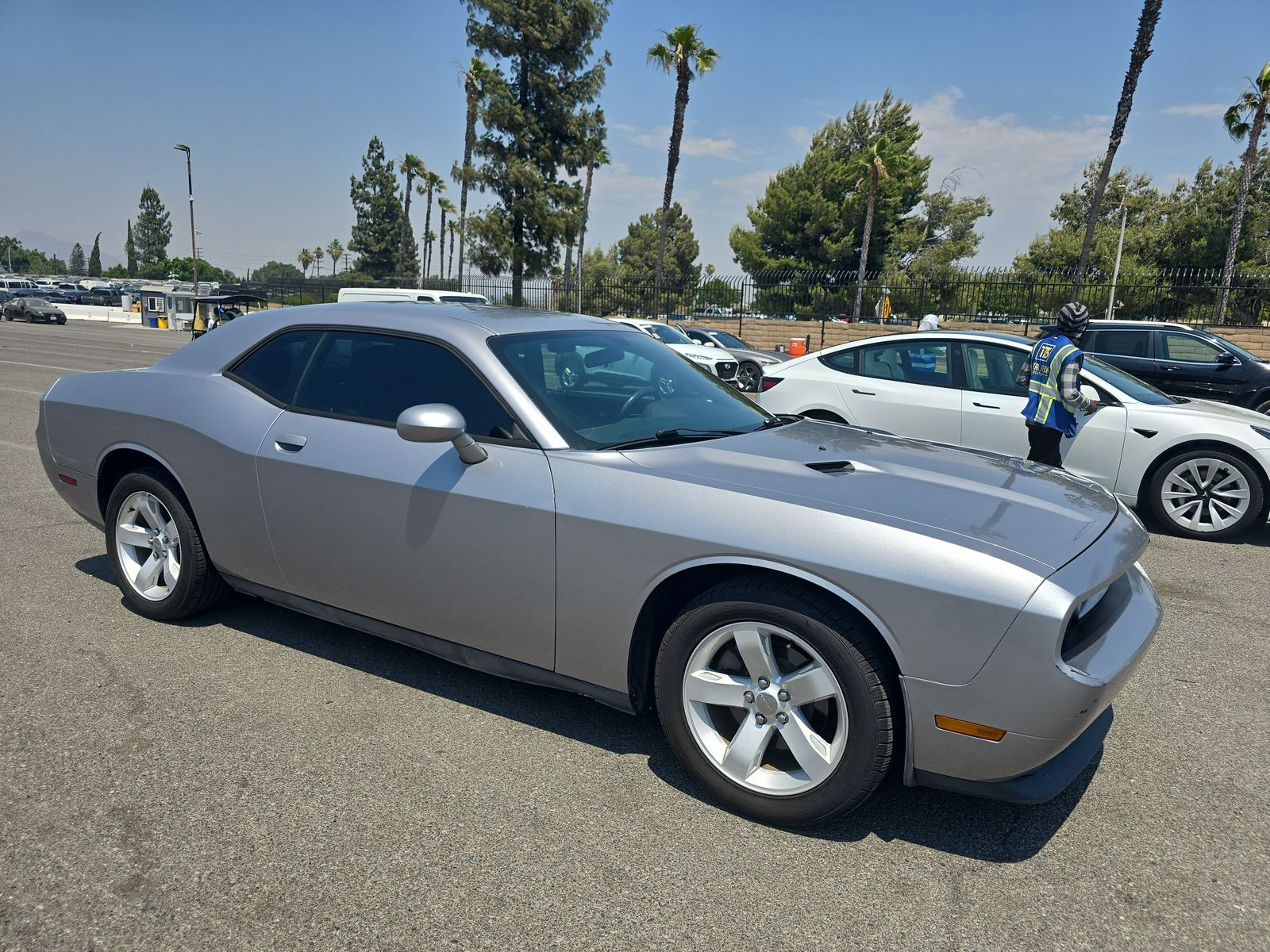 2014 Dodge Challenger SXT RWD