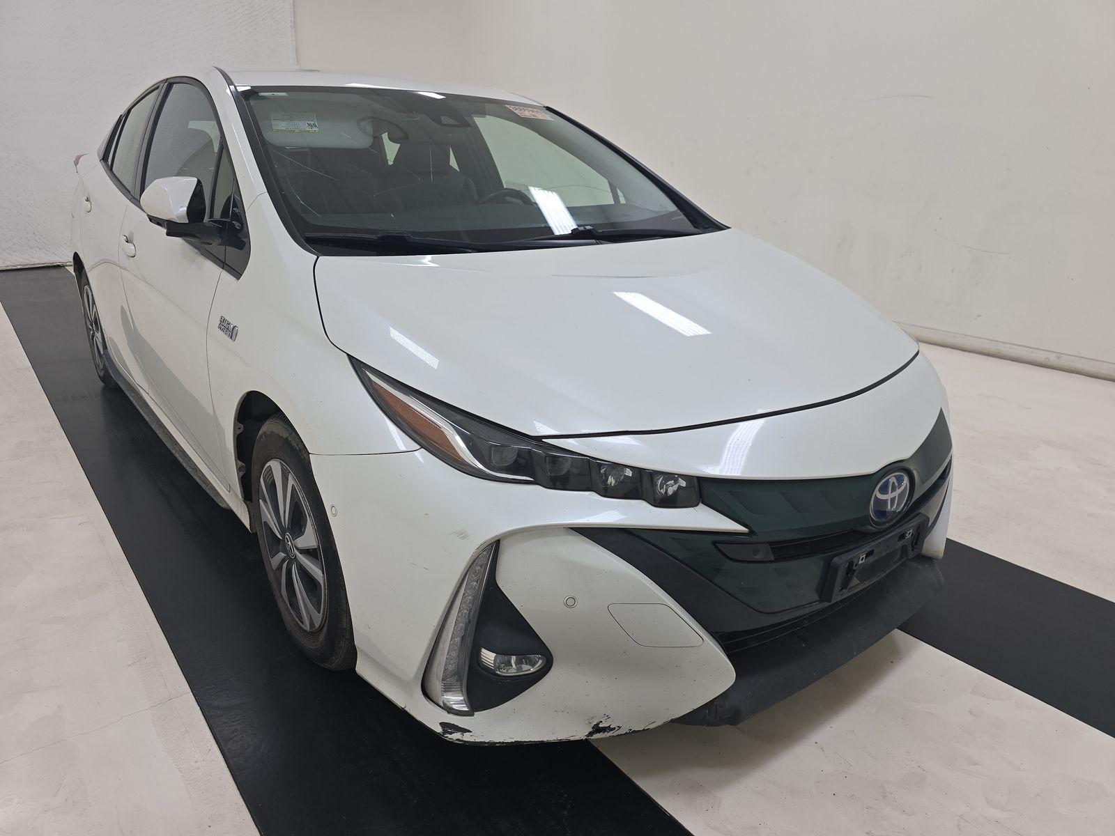 2017 Toyota Prius Prime Advanced FWD