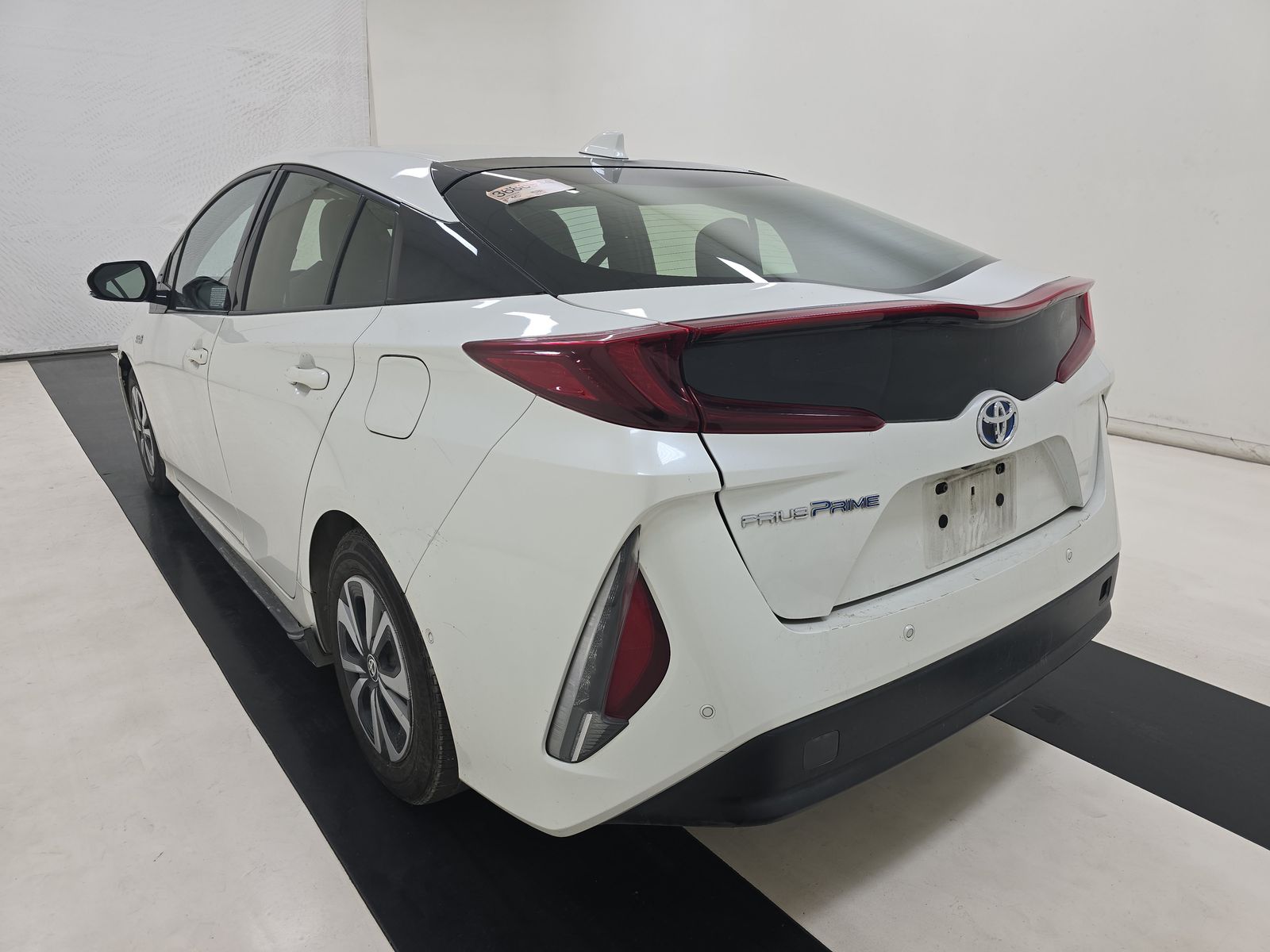 2017 Toyota Prius Prime Advanced FWD