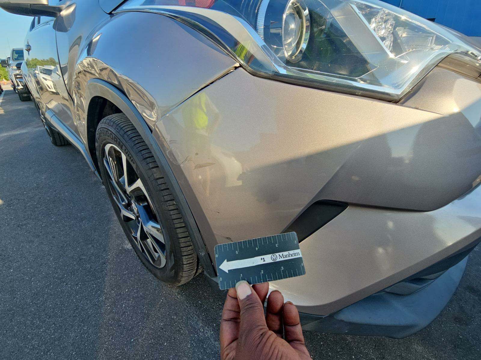 2019 Toyota C-HR XLE FWD