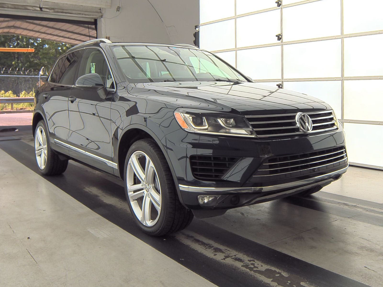 2017 Volkswagen Touareg 3.6L Executive AWD