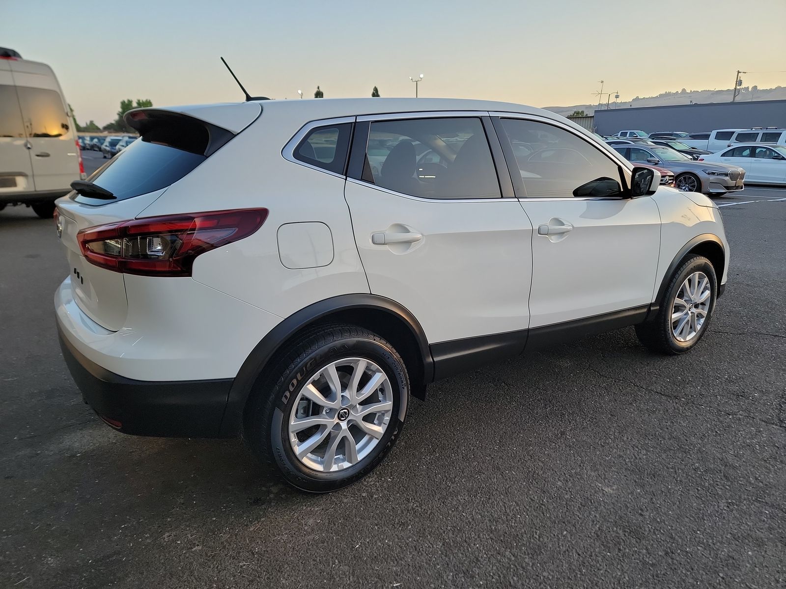 2020 Nissan Rogue Sport S FWD