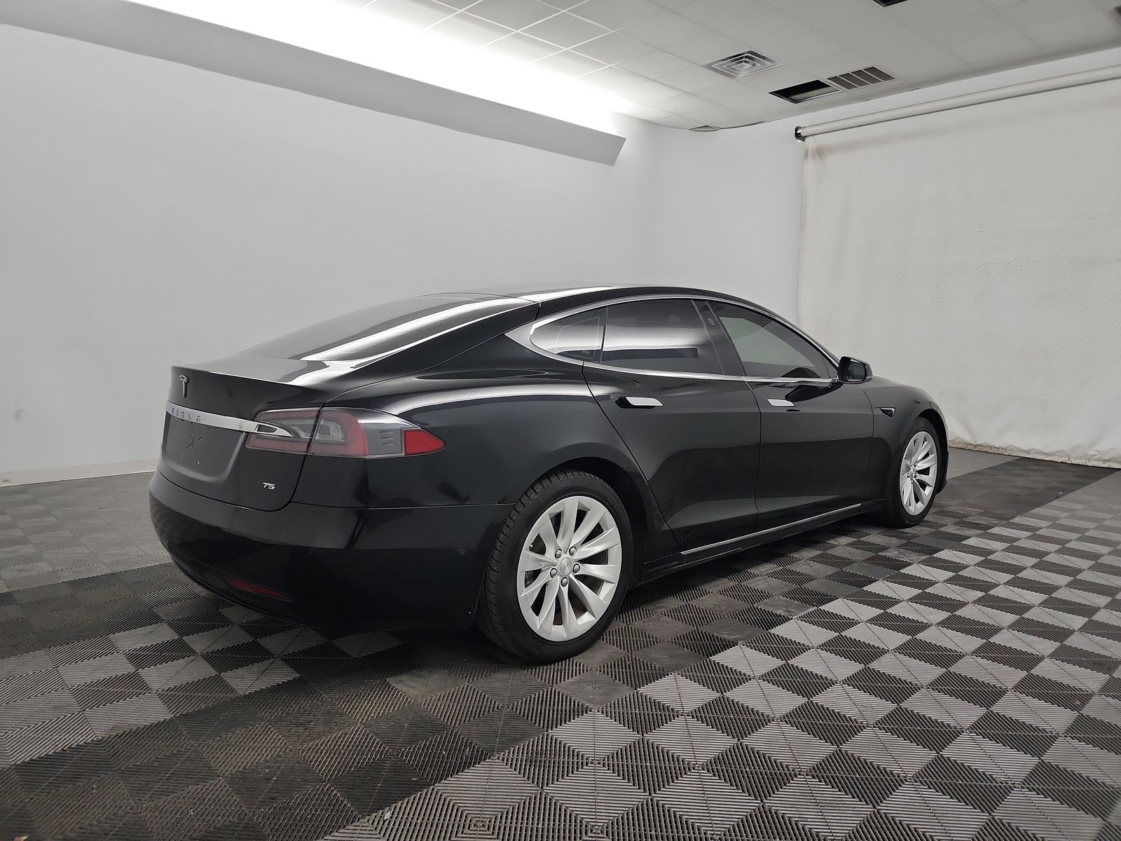 2017 Tesla Model S 75 RWD