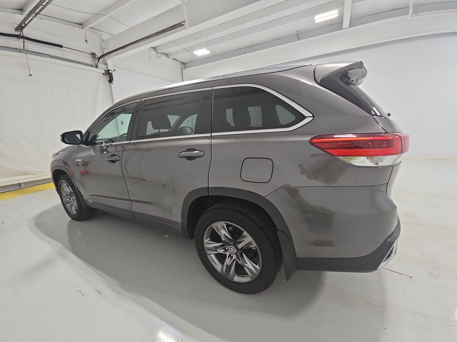 2017 Toyota Highlander Hybrid Limited Platinum AWD