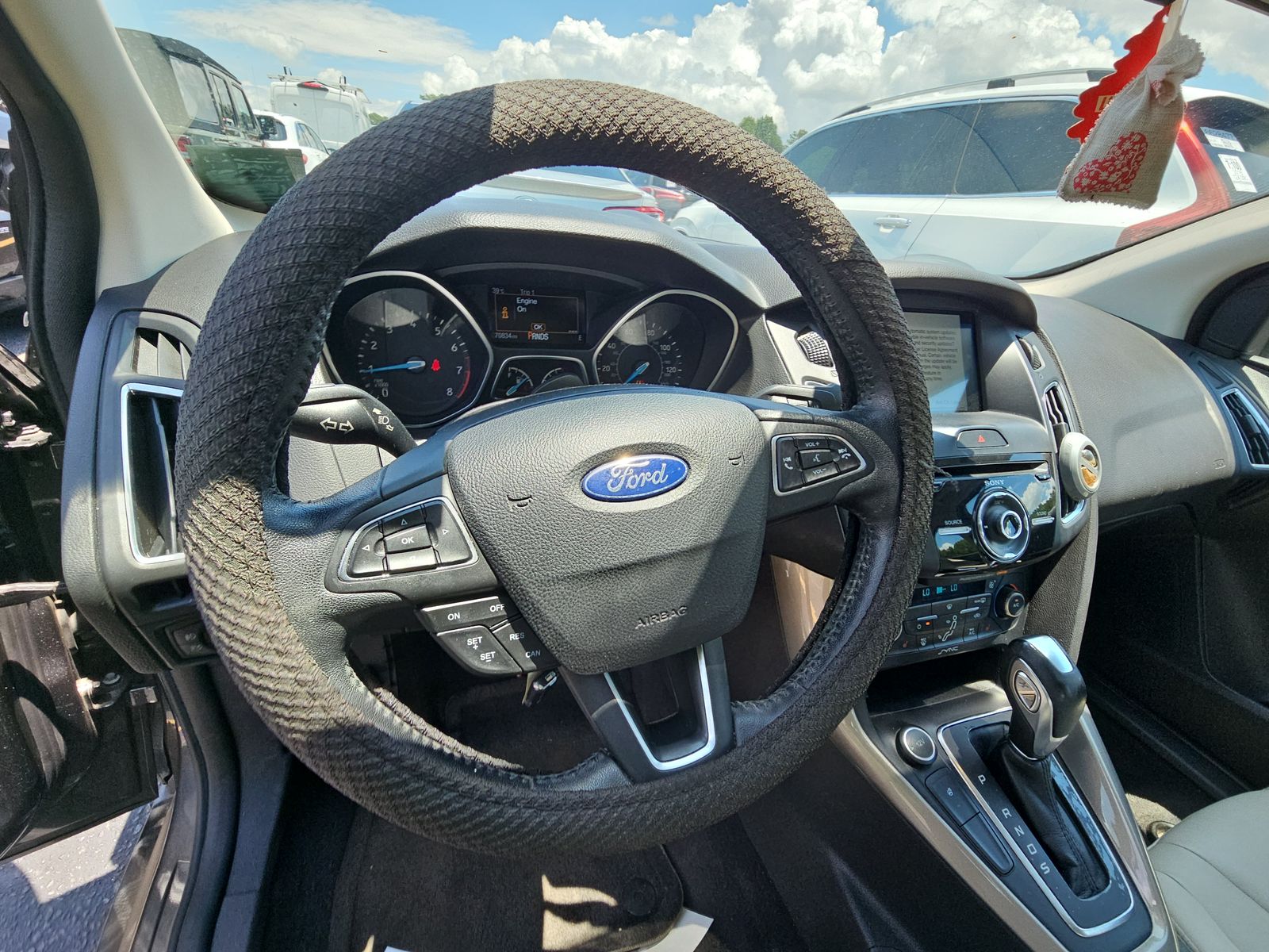 2017 Ford Focus Titanium FWD