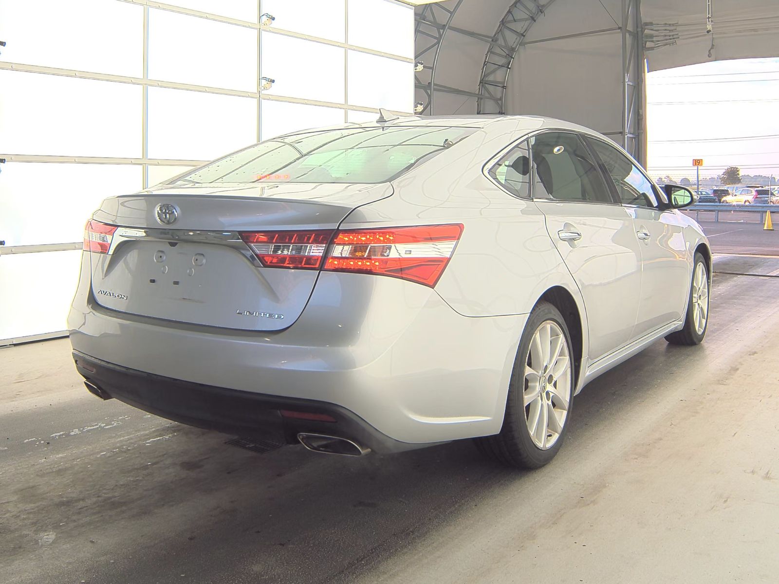 2013 Toyota Avalon Limited FWD