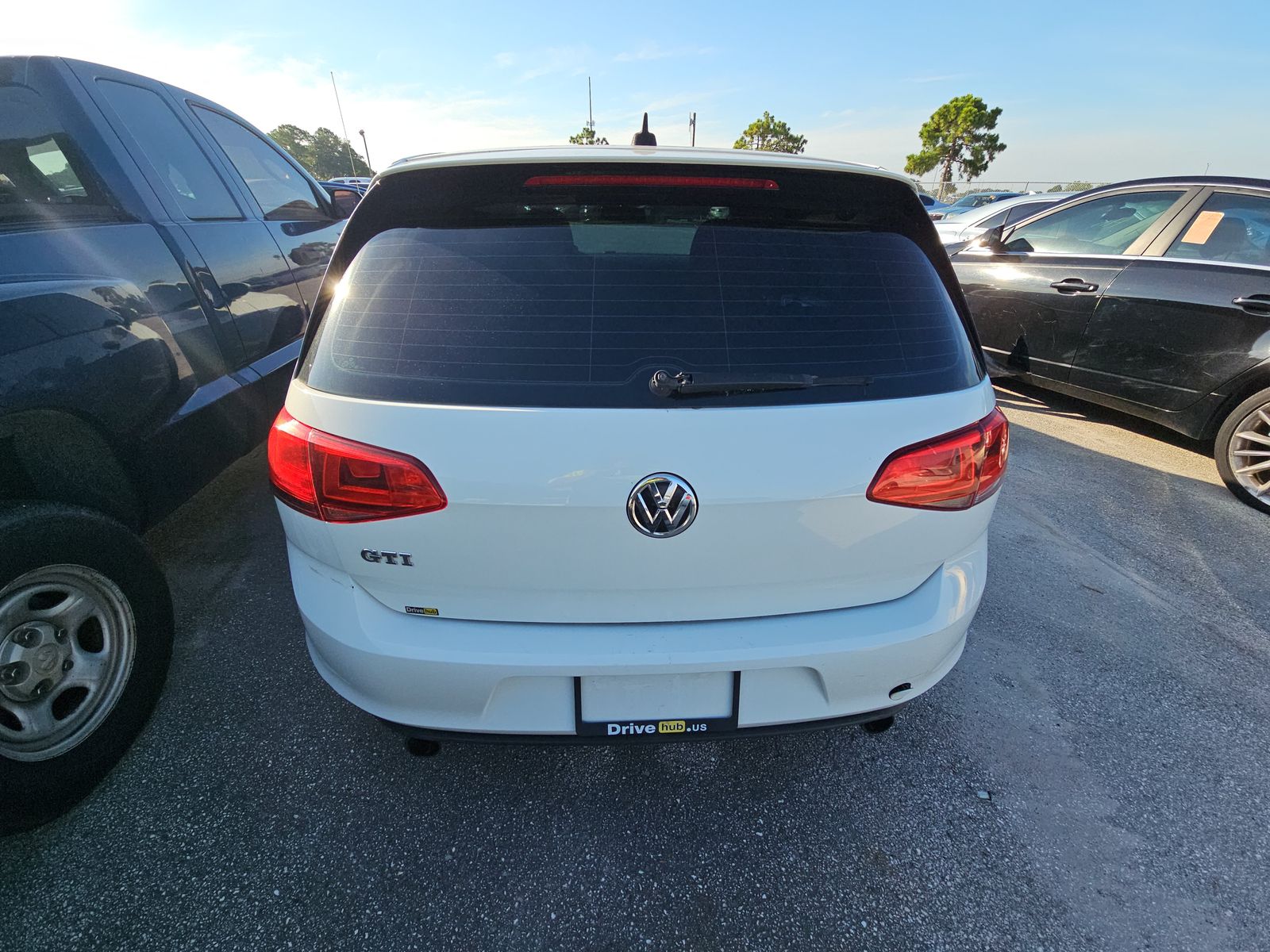 2017 Volkswagen Golf GTI 2.0T S FWD