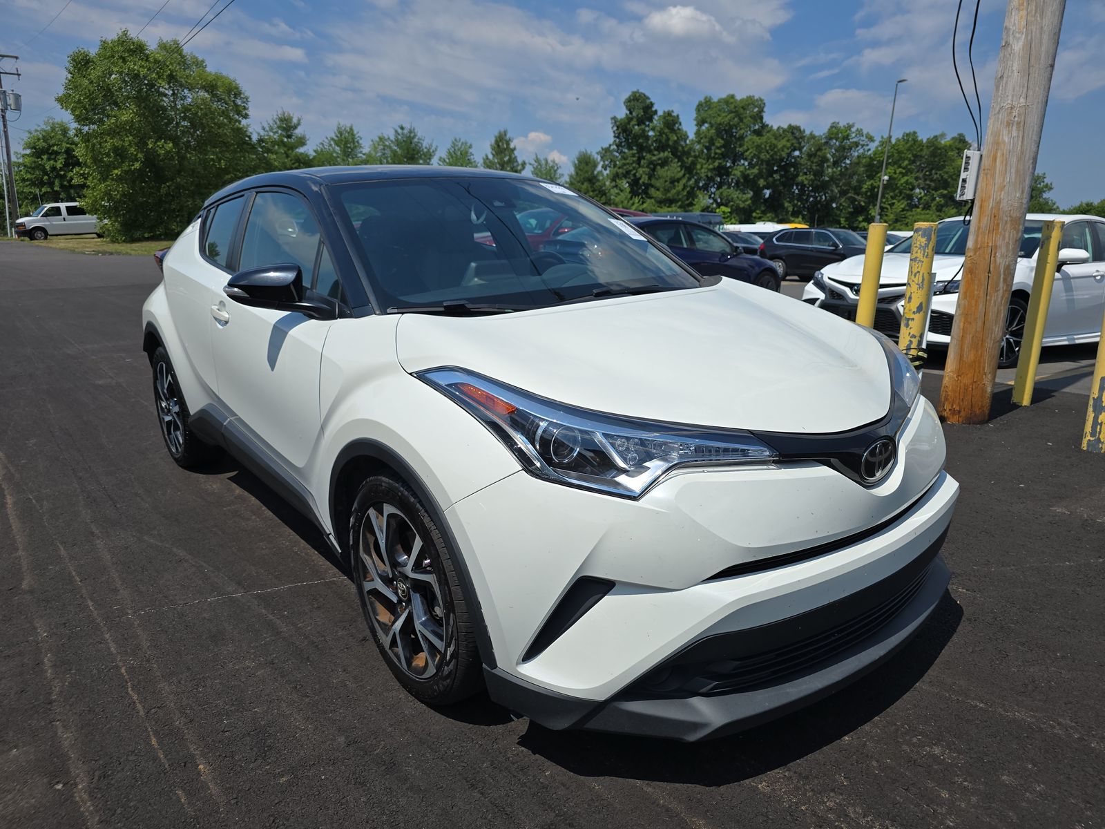 2019 Toyota C-HR XLE FWD