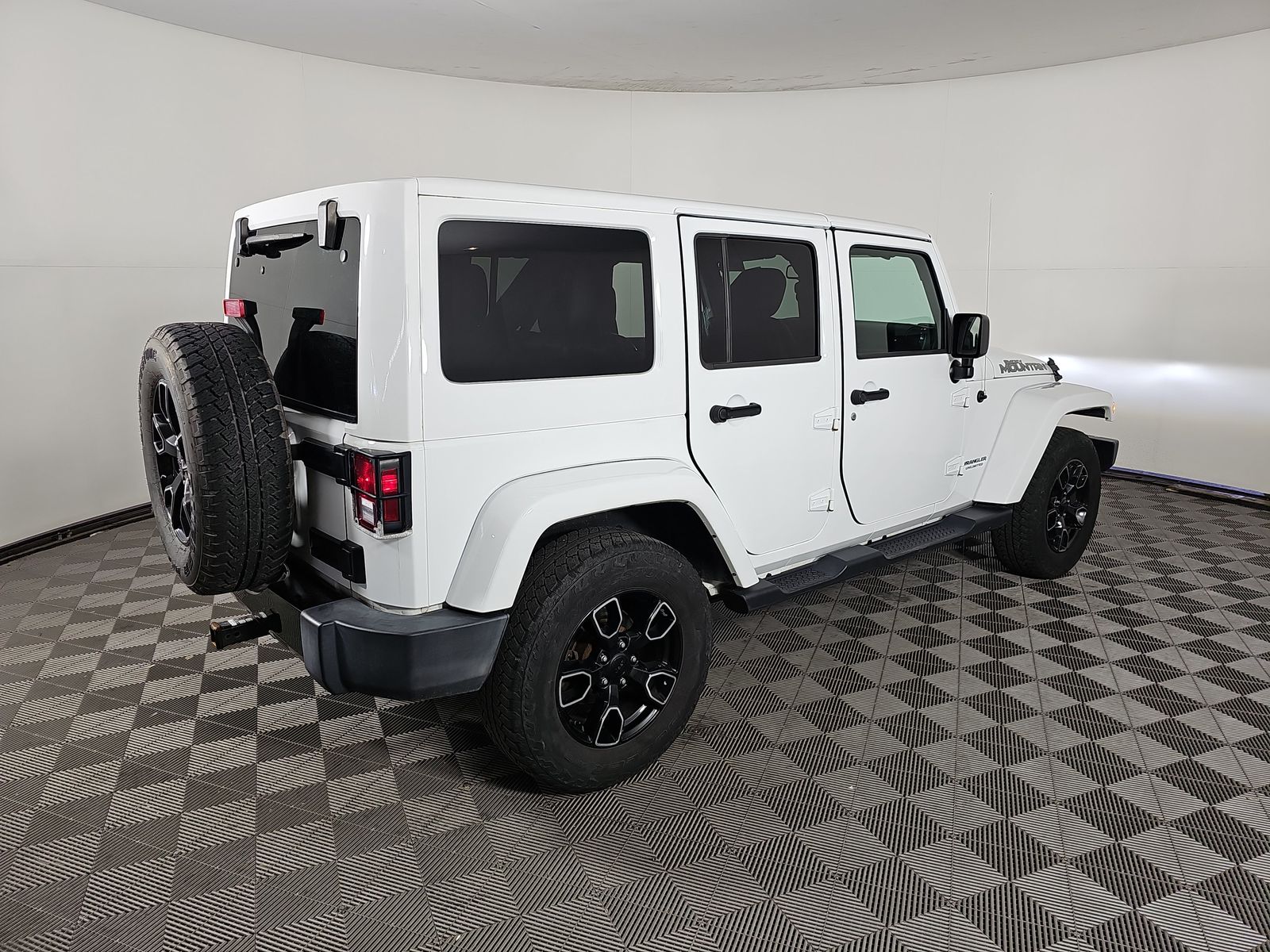 2017 Jeep Wrangler Unlimited Sahara Smoky Mountain Edition AWD