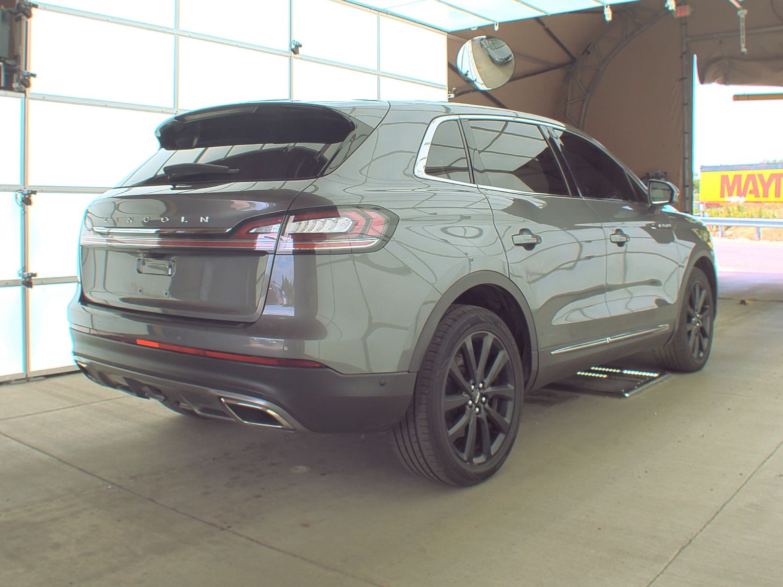 2021 Lincoln Nautilus Reserve AWD