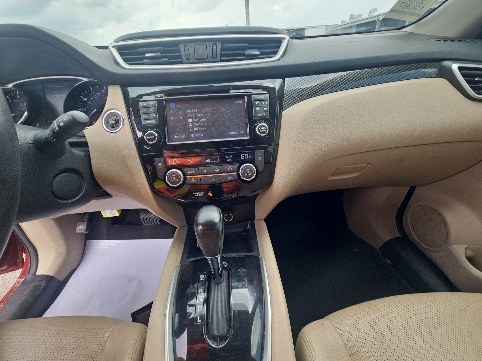 2016 Nissan Rogue SL FWD