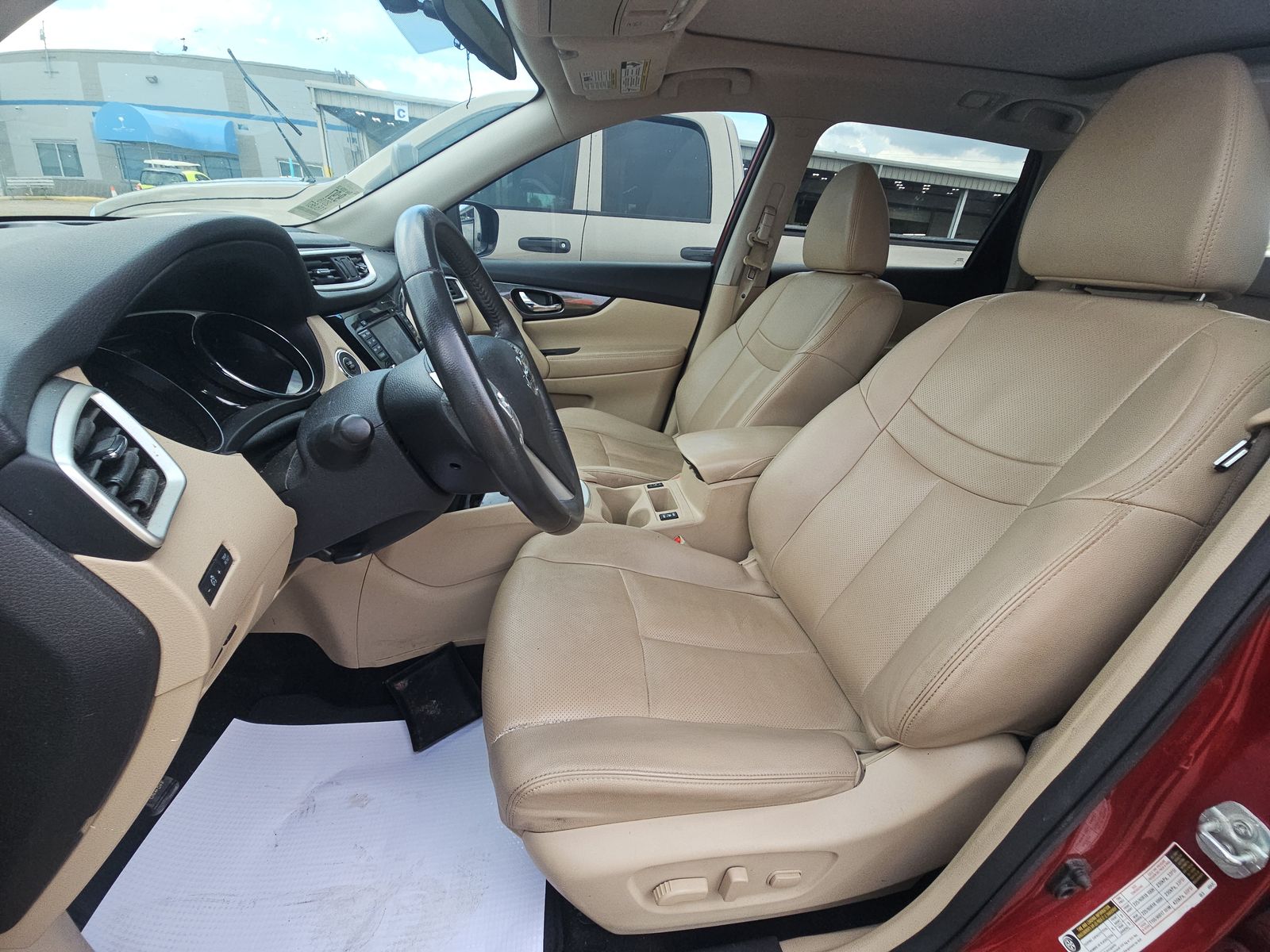 2016 Nissan Rogue SL FWD