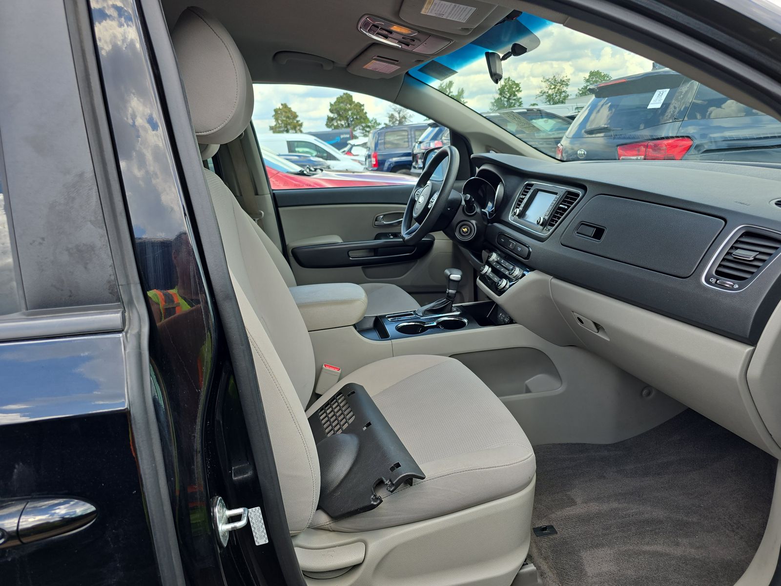 2021 Kia Sedona LX FWD